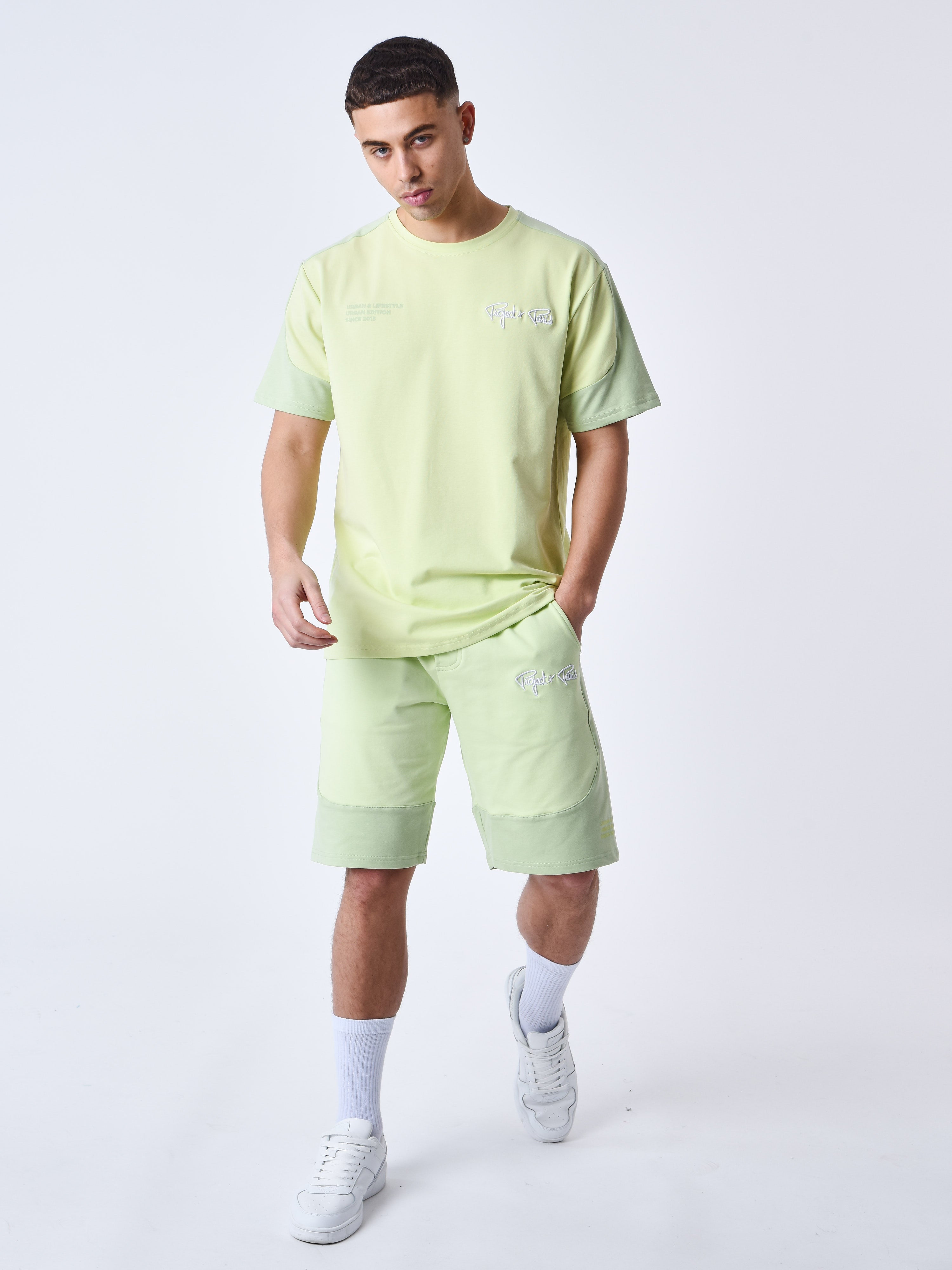 2340023-pistache-modelshot