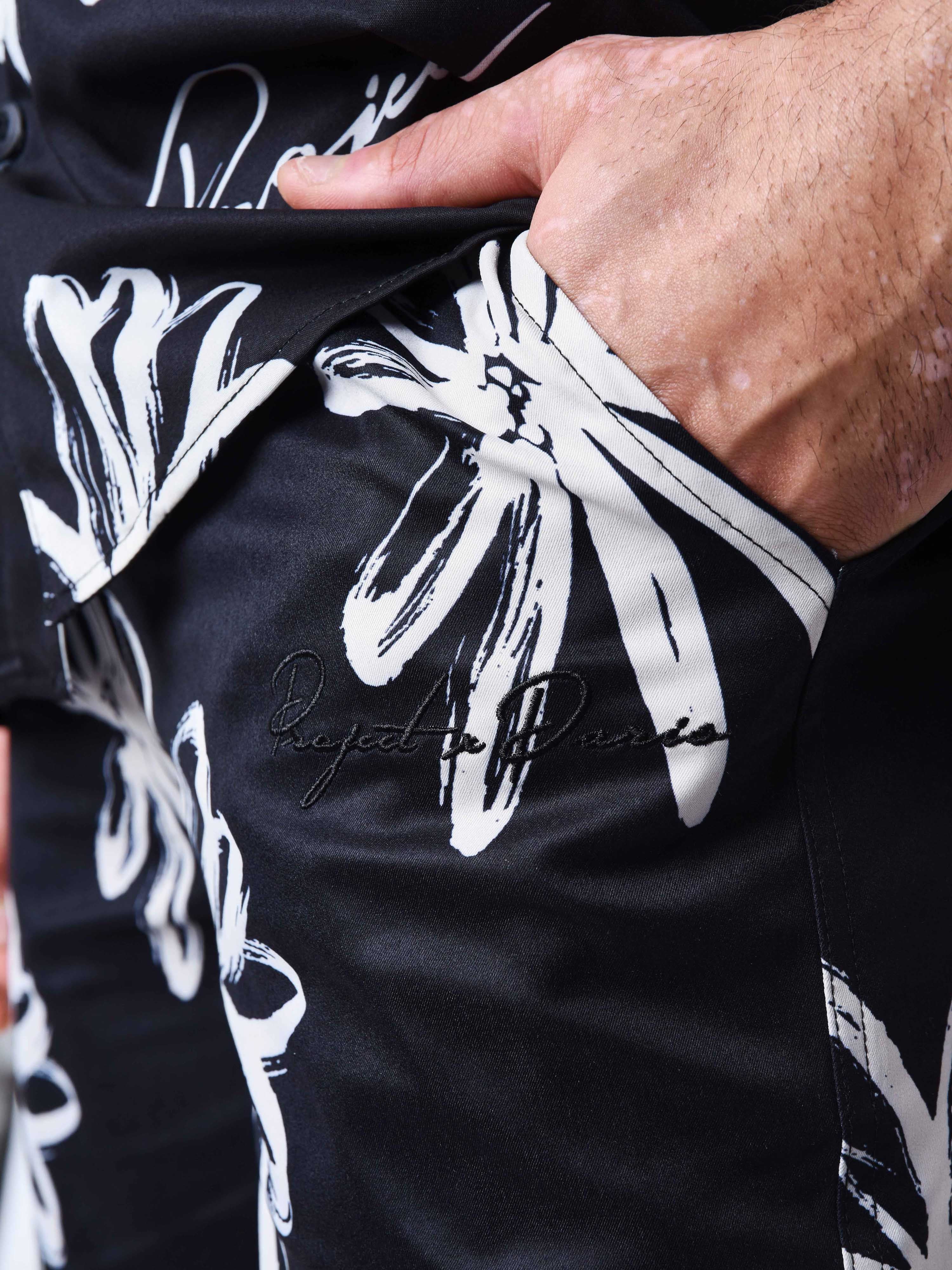 All over floral sketch Shorts-7