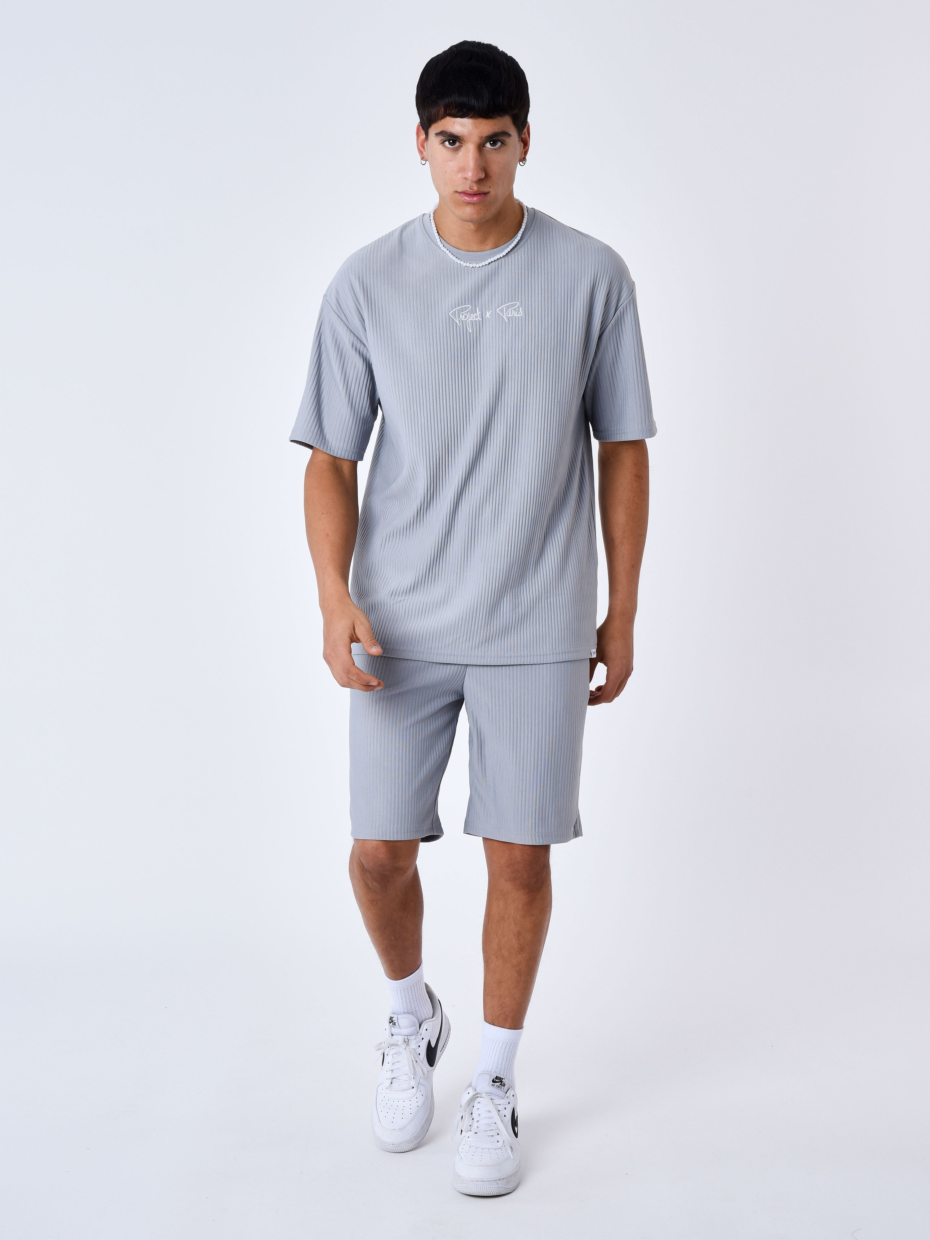 Textured plain shorts-3