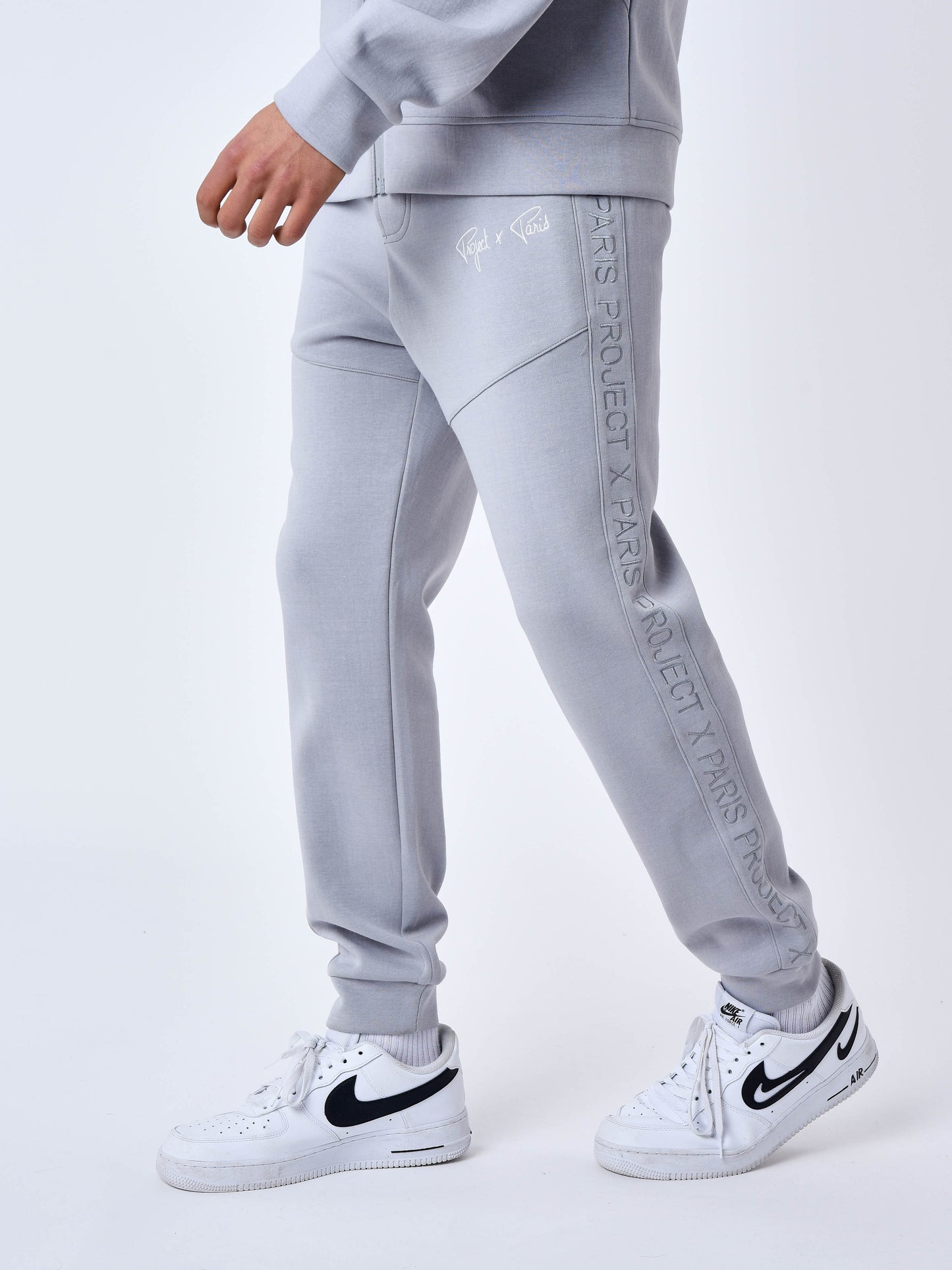 2344108-1-gris-clair