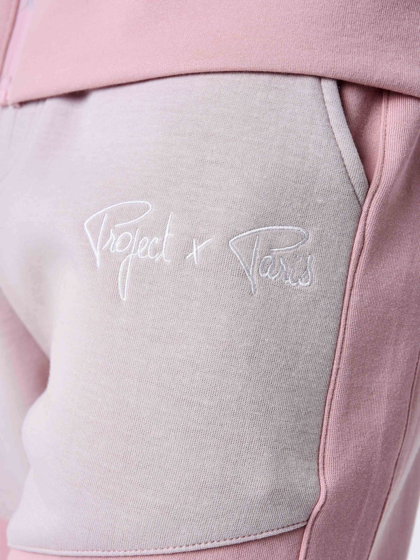 2344108-rose-detailshot