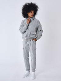 2344115-greige-modelshot