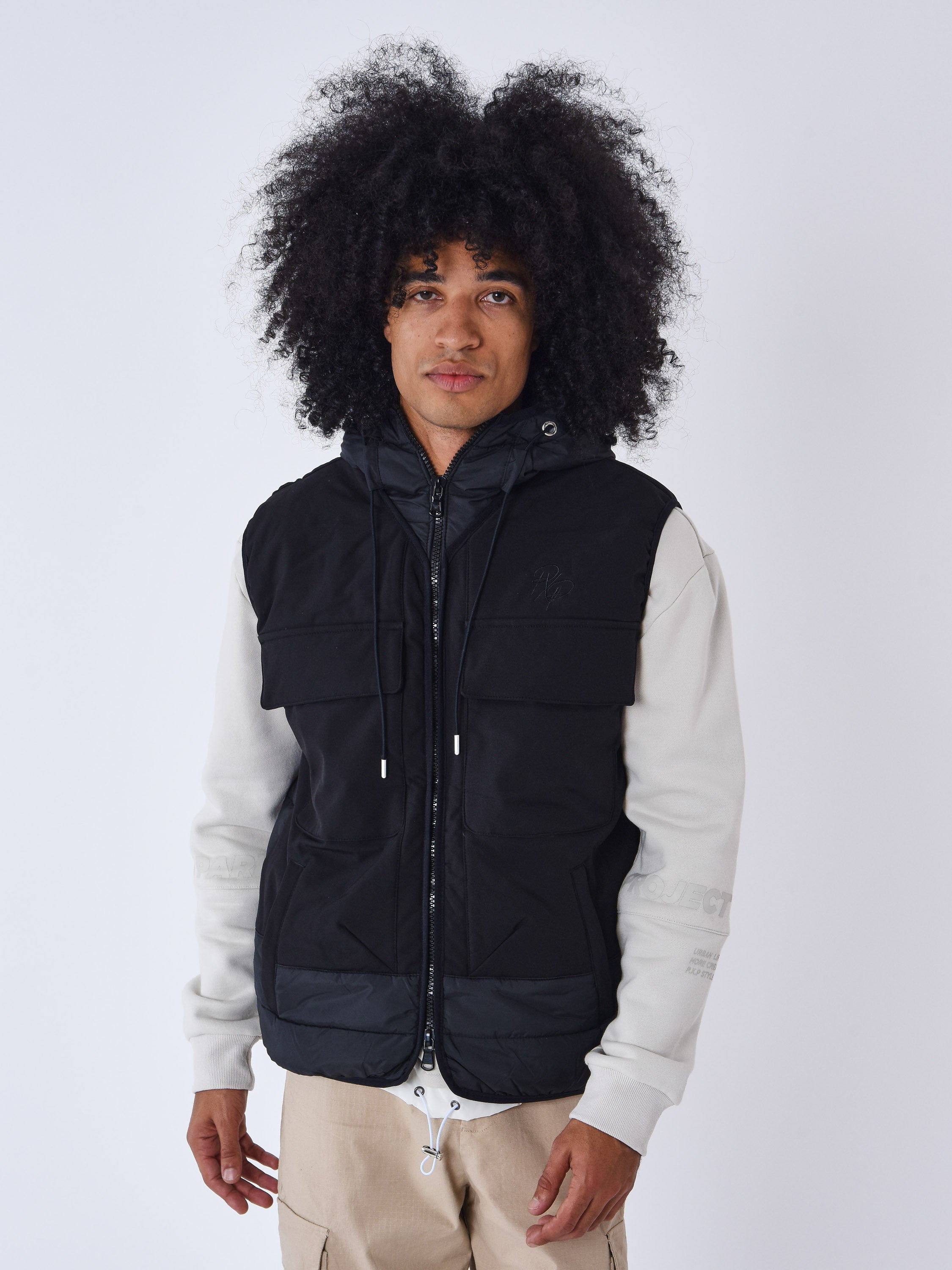 Two-tone sleeveless puffer jacket-1