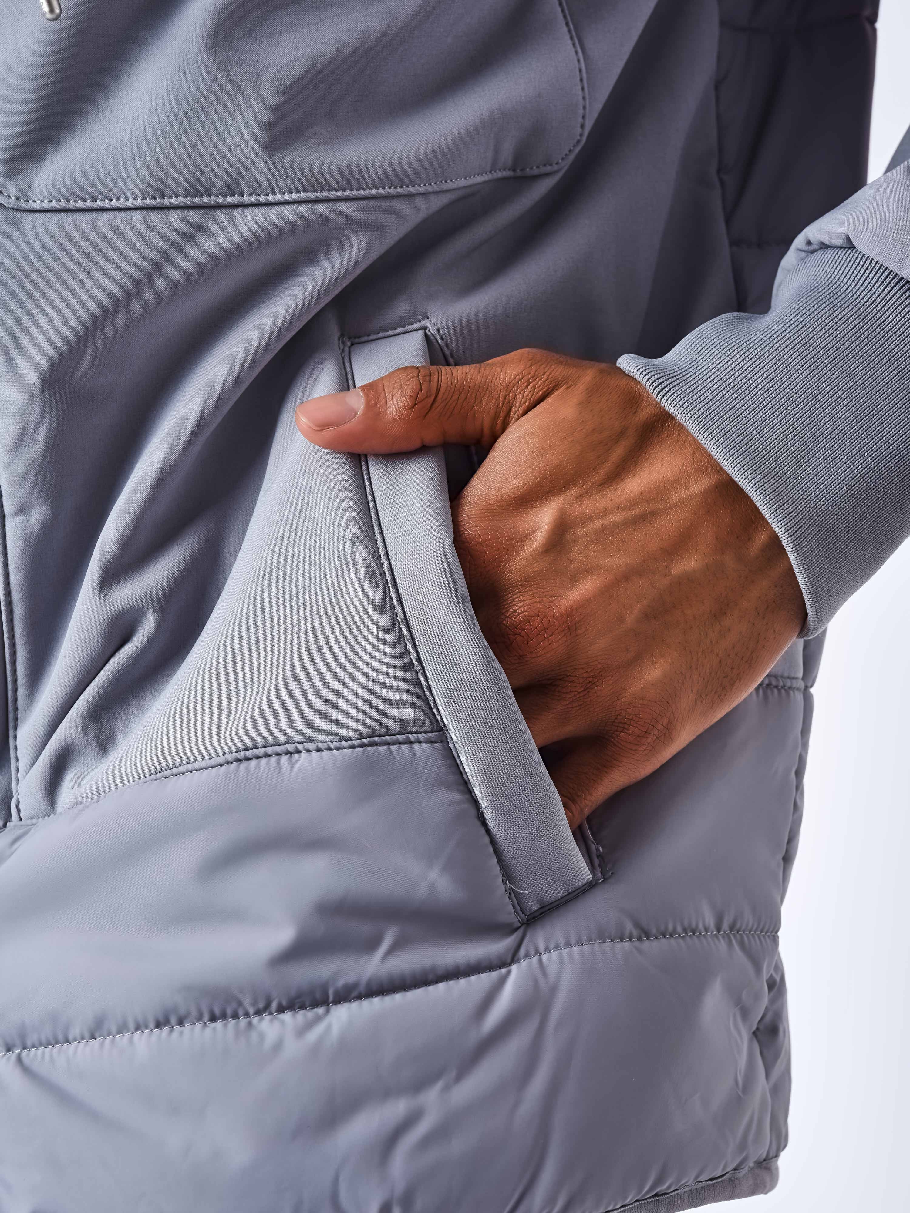 Two-tone quilted coat-8