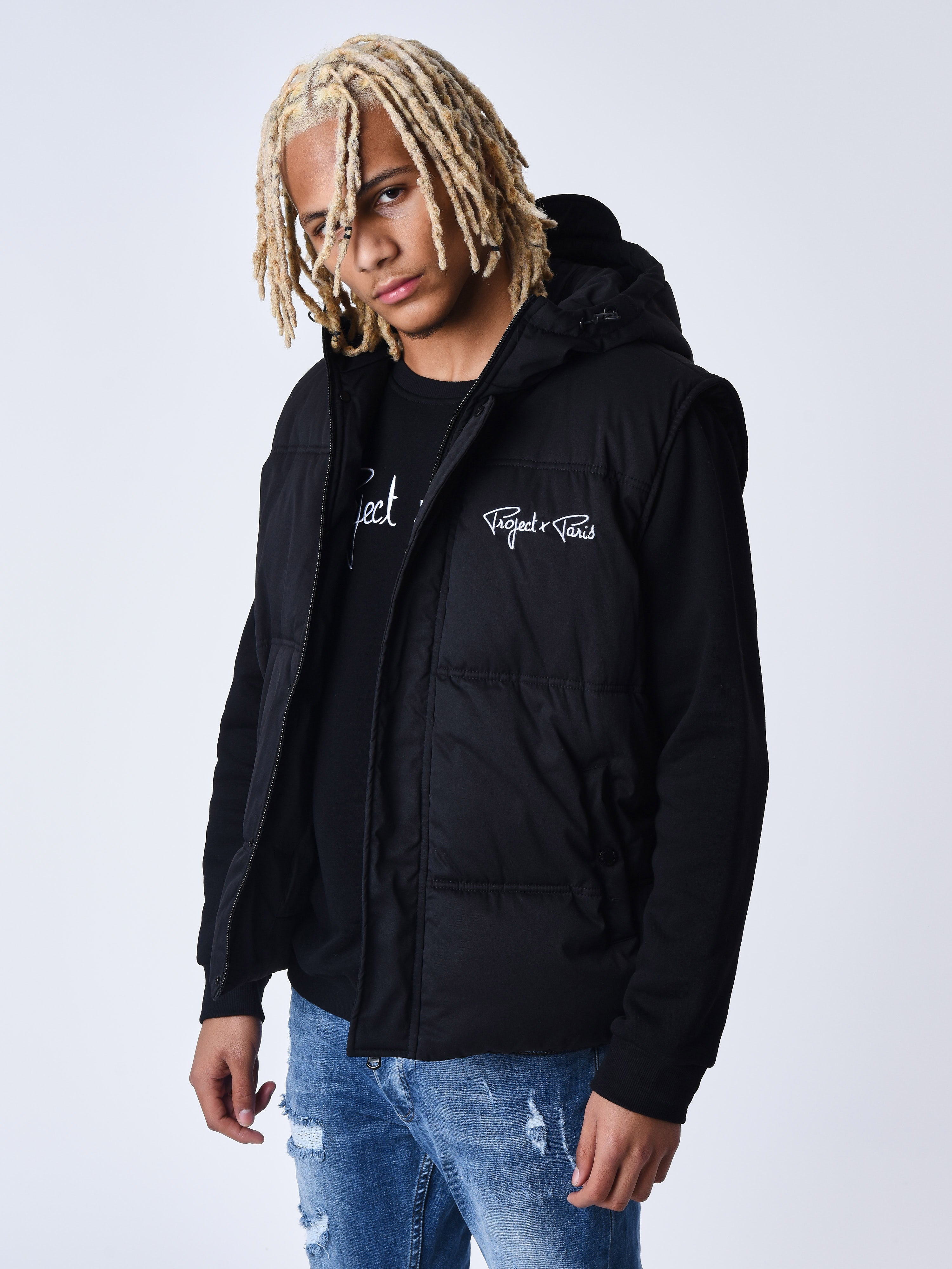 Sleeveless quilted jacket with hood-4