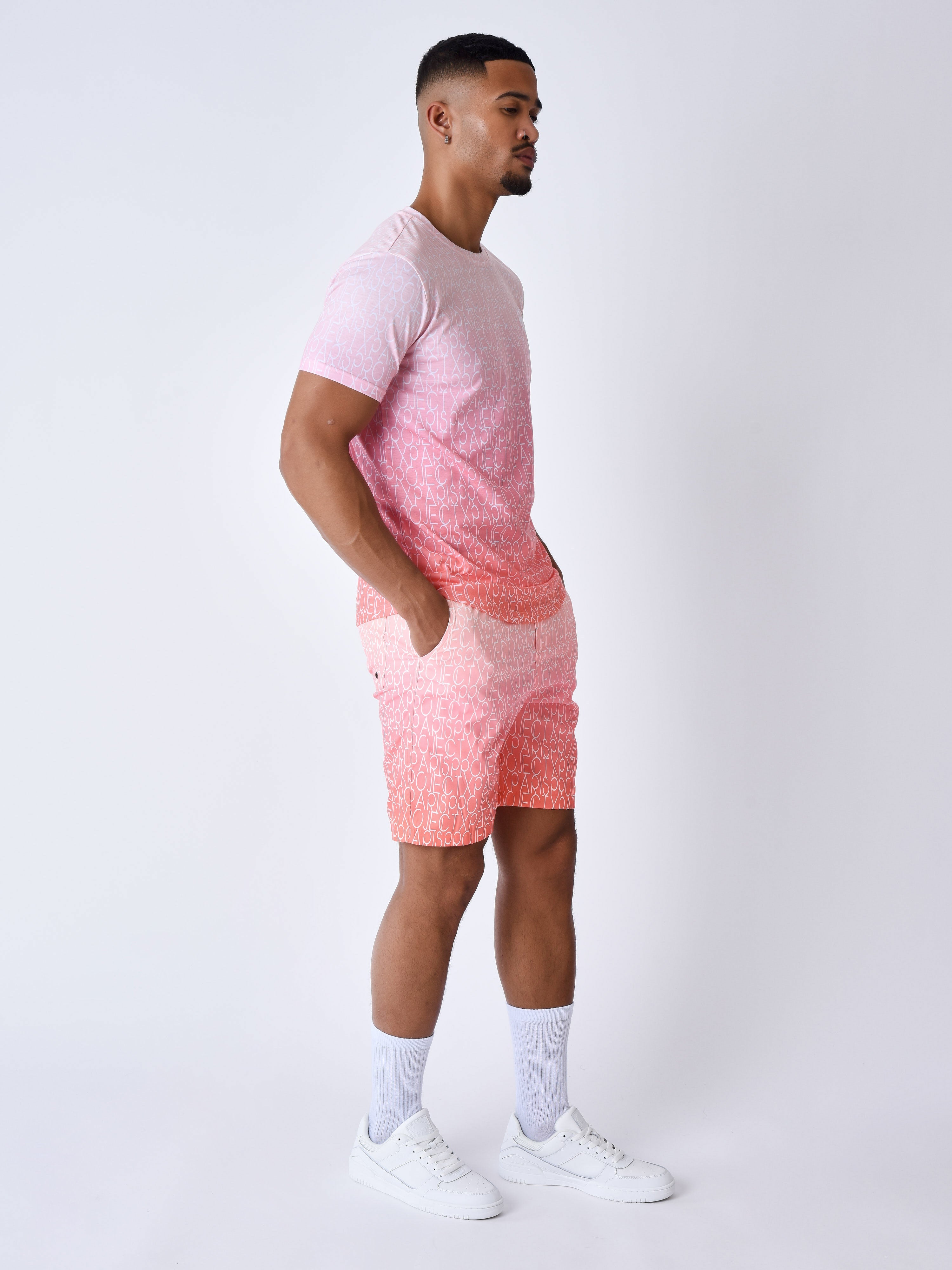 Badeshorts mit zweifarbigen Farbverlauf und All-over-Print-5