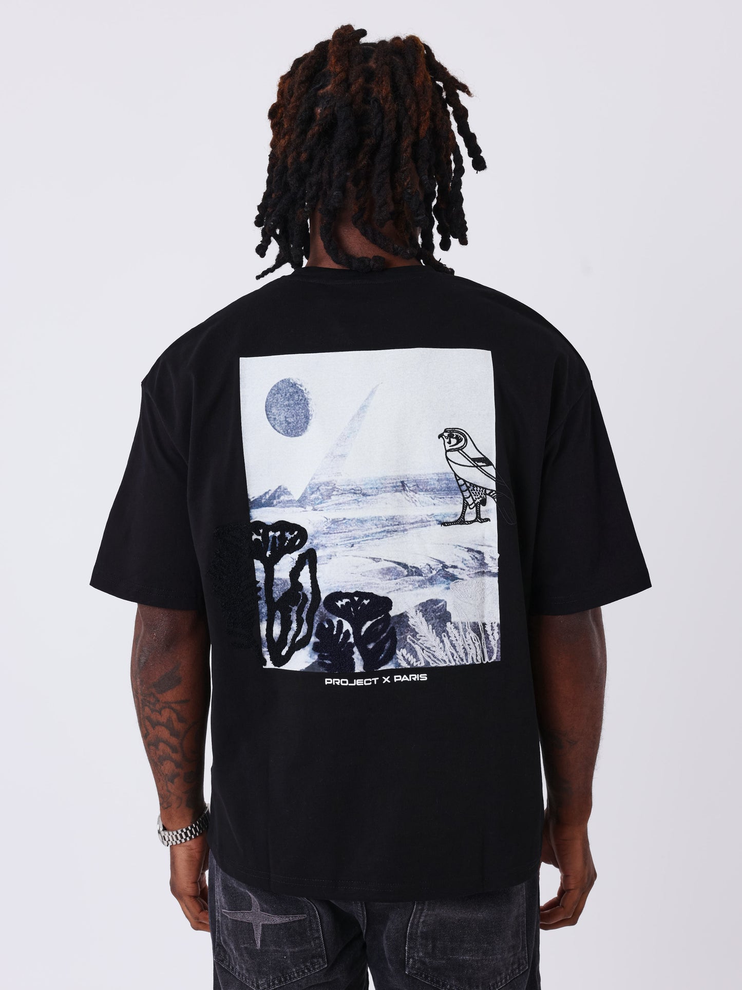 Embroidered t-shirt