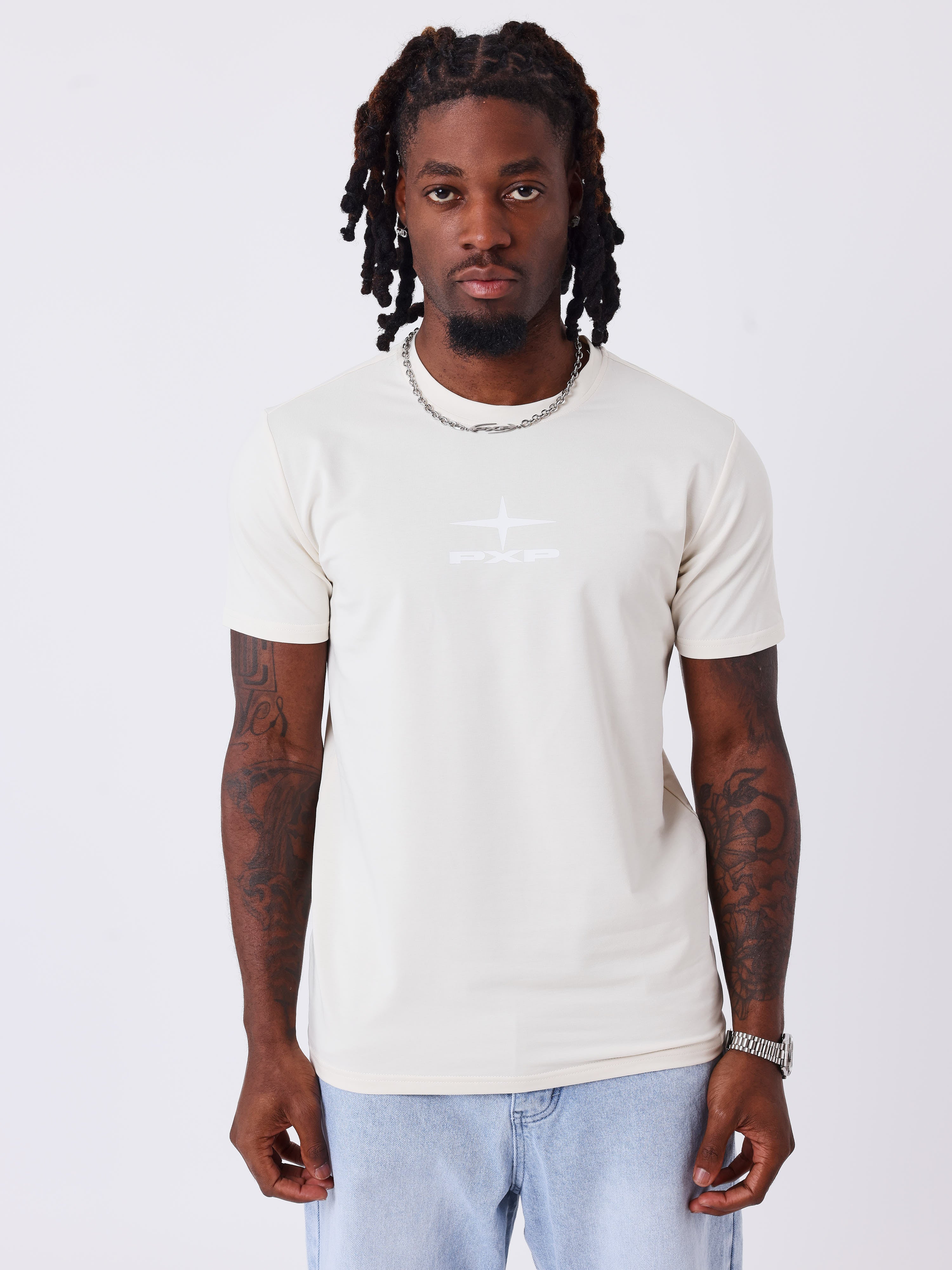 T-shirt corte Essentials