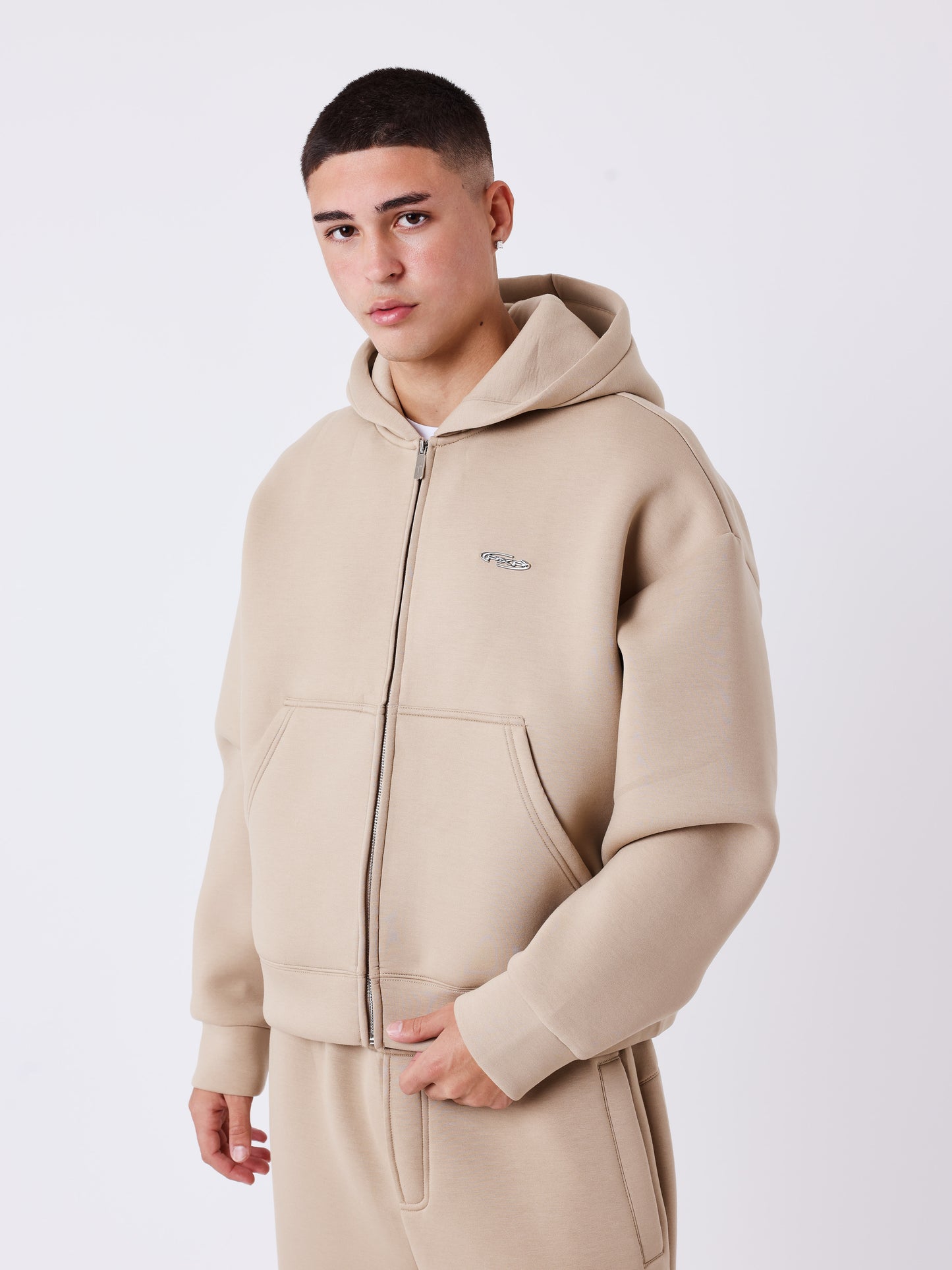Sweat zippé à capuche en néoprène
