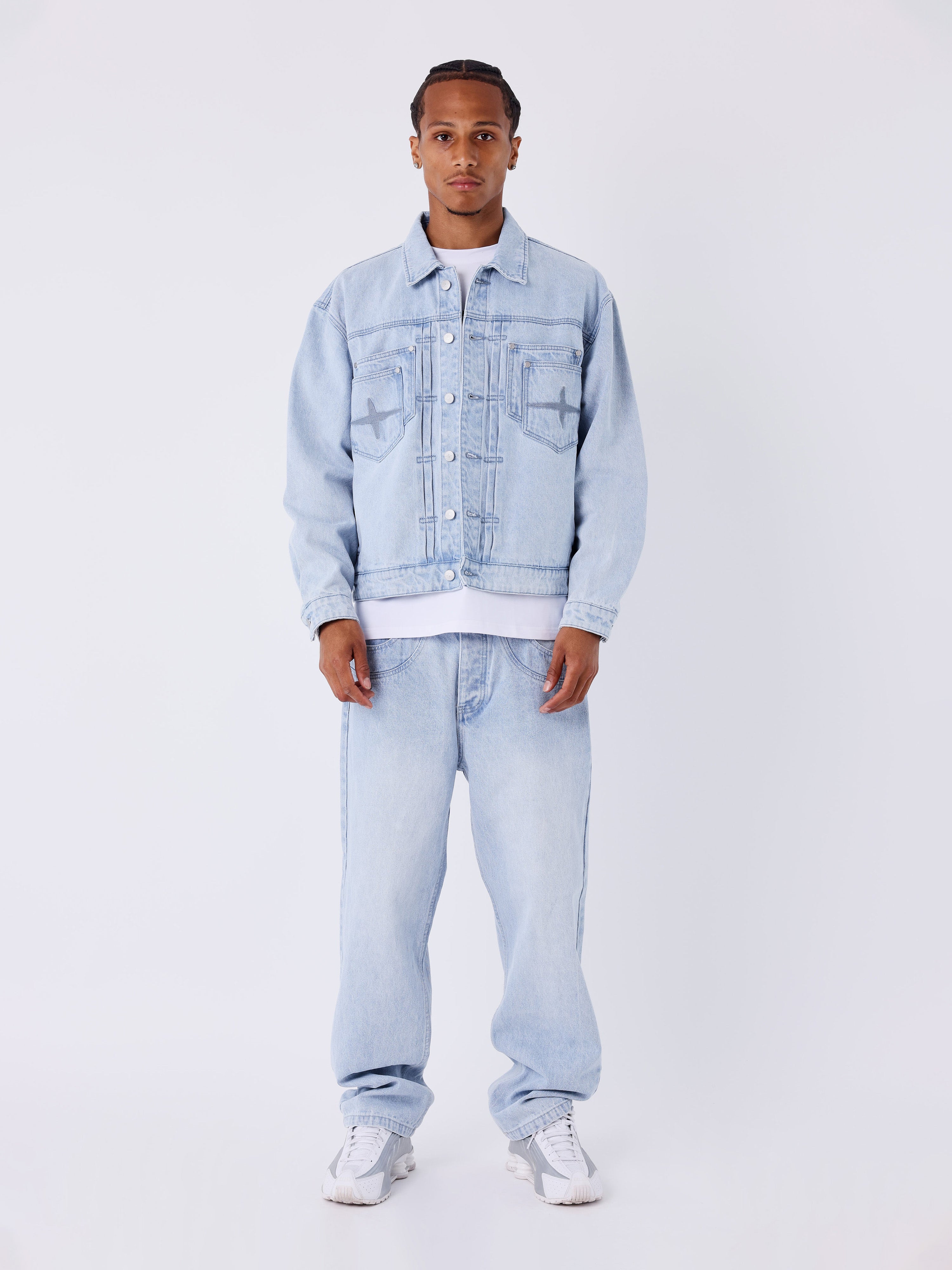 Jaqueta de denim azul claro desbotado-4