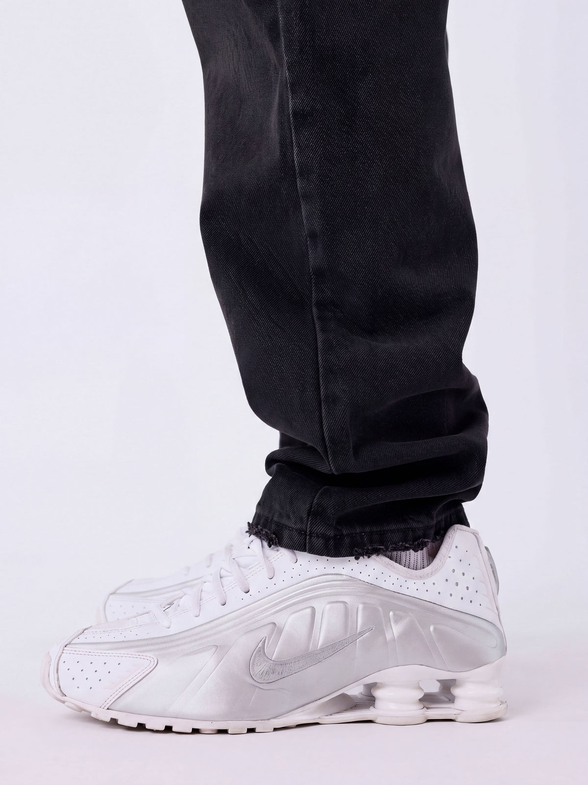 Jeans desbotado corte reto Preto – 2