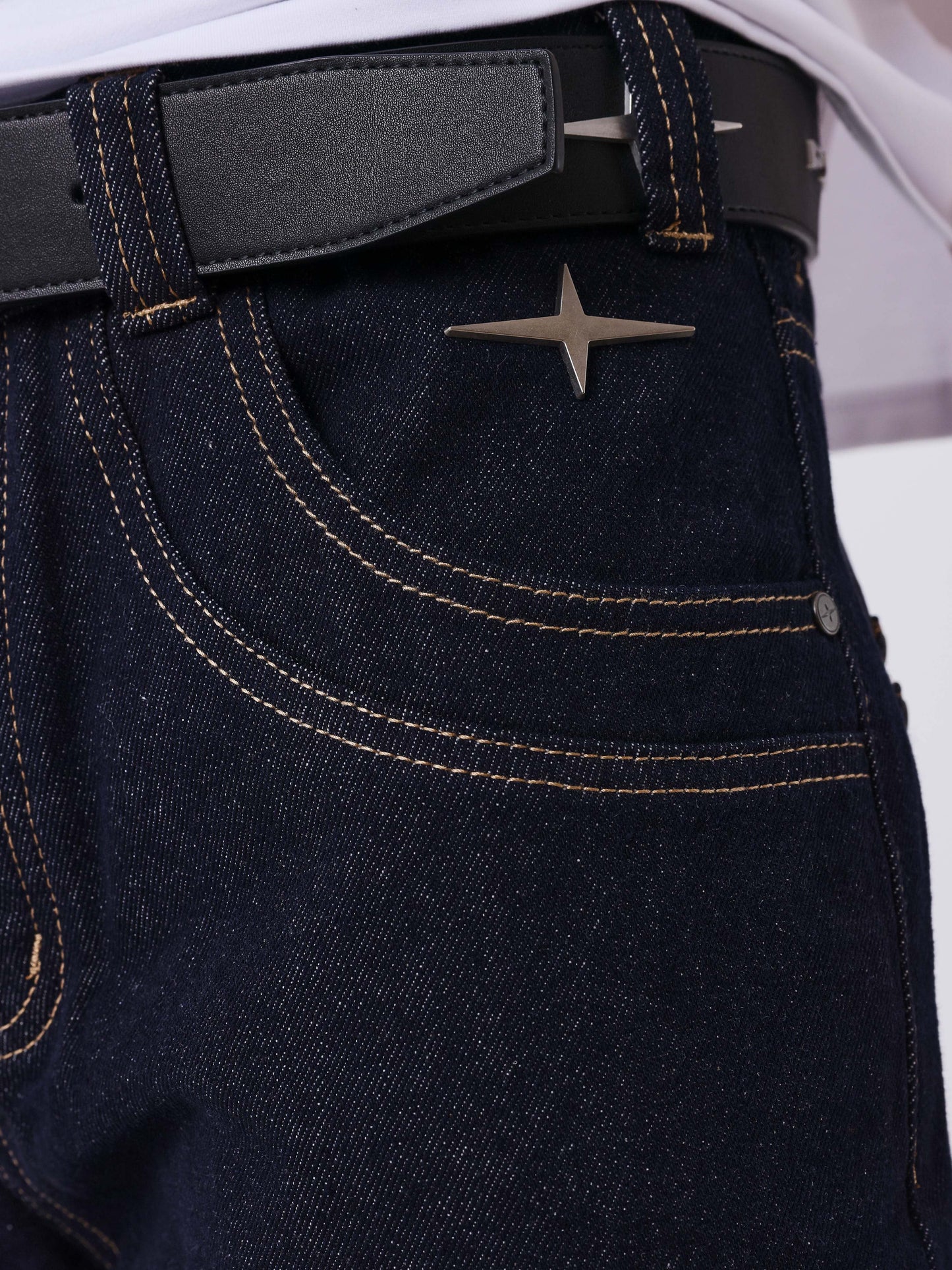 Slim fit jeans in raw denim
