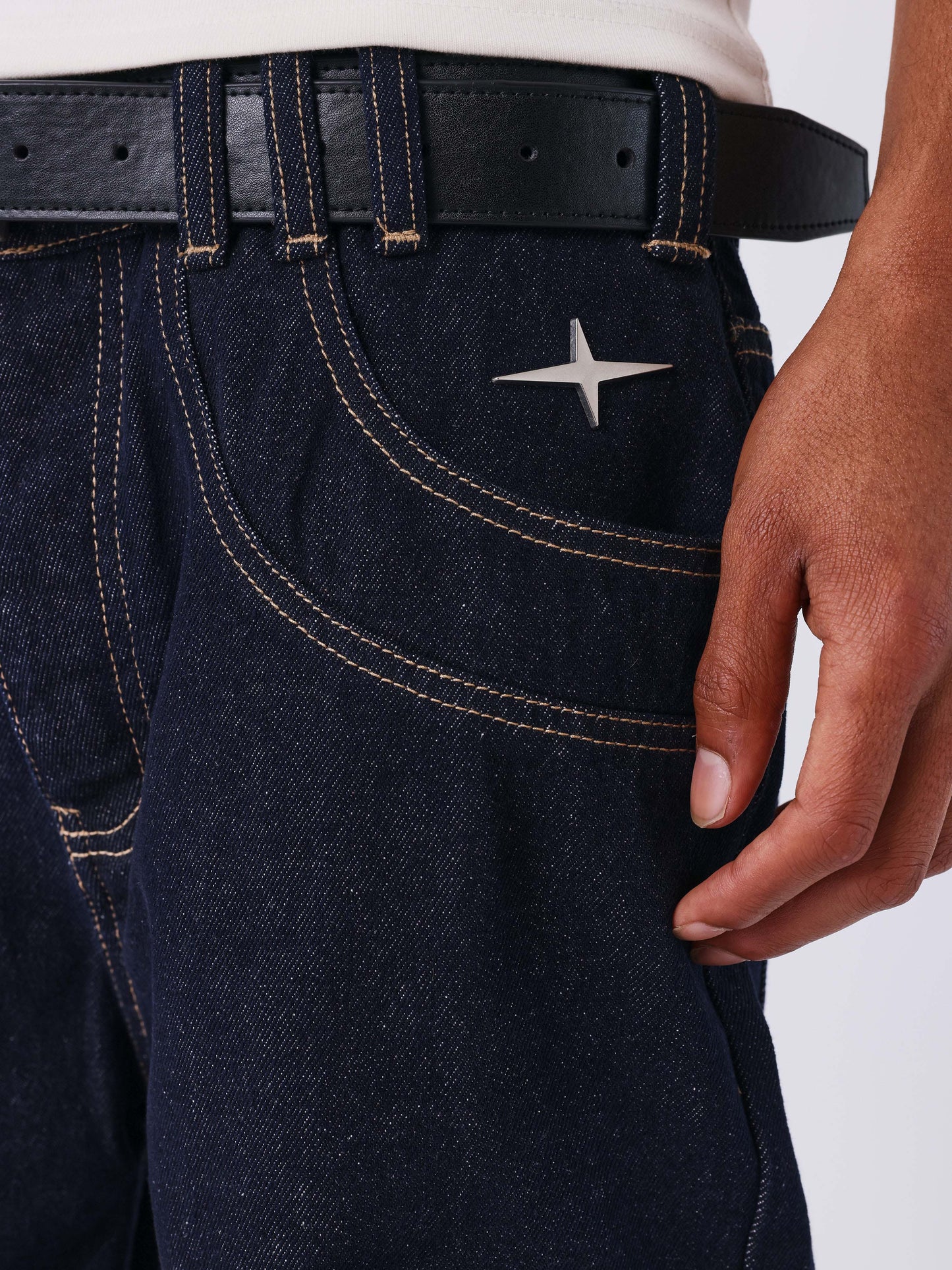 Jeans dritti in denim blu scuro