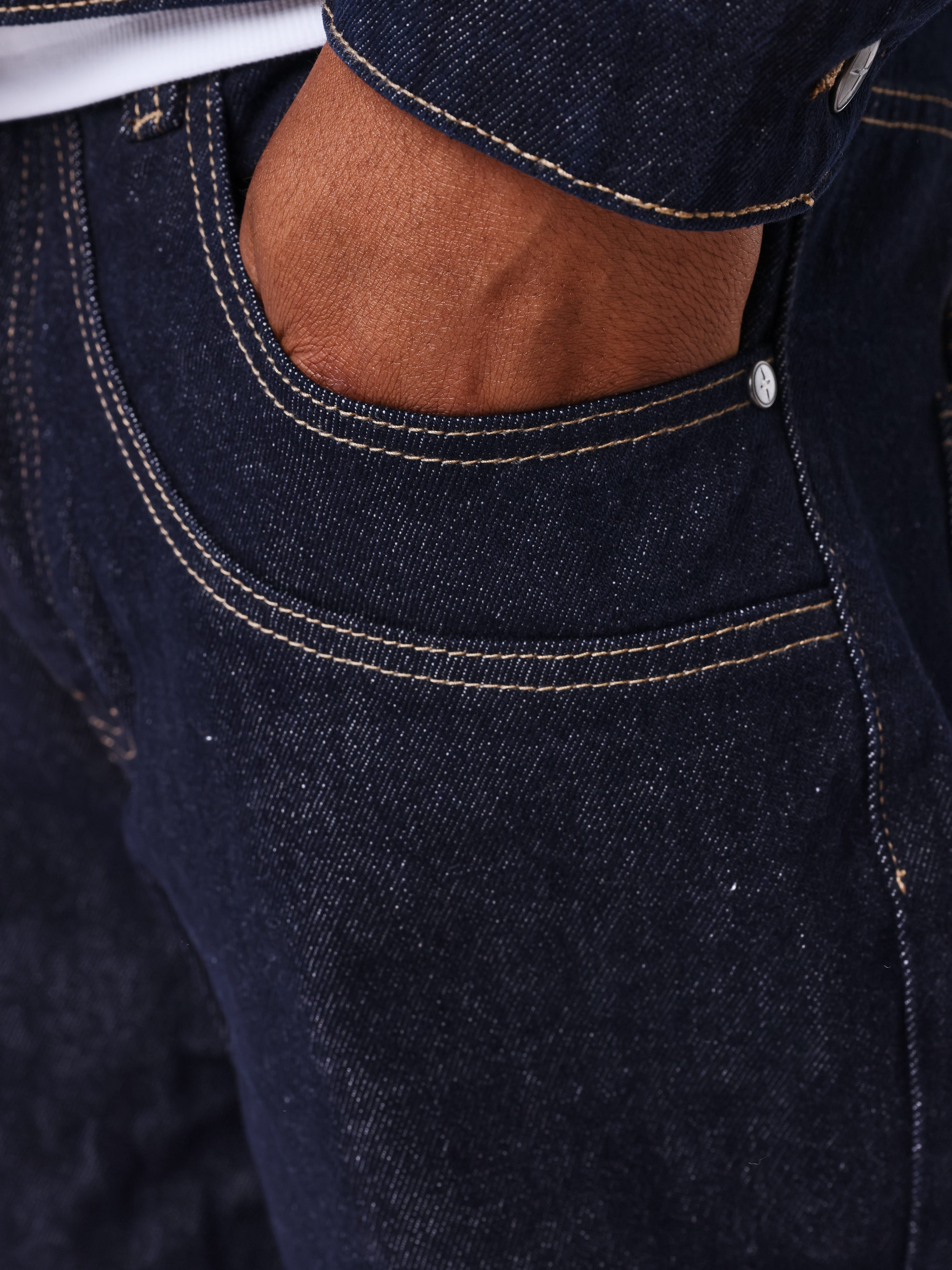 Jean baggy en denim brut