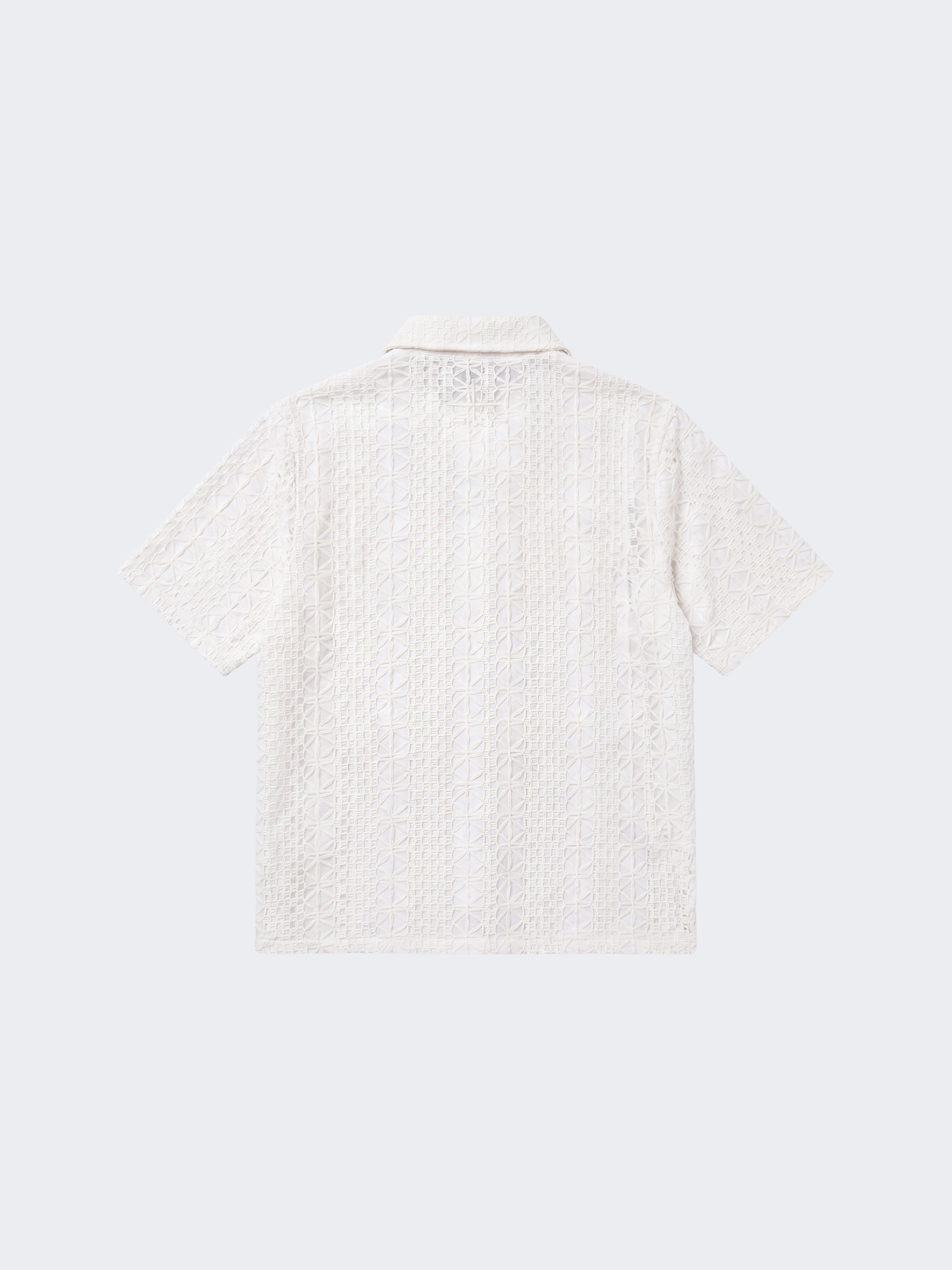 Camisa bordada calada con flor-7