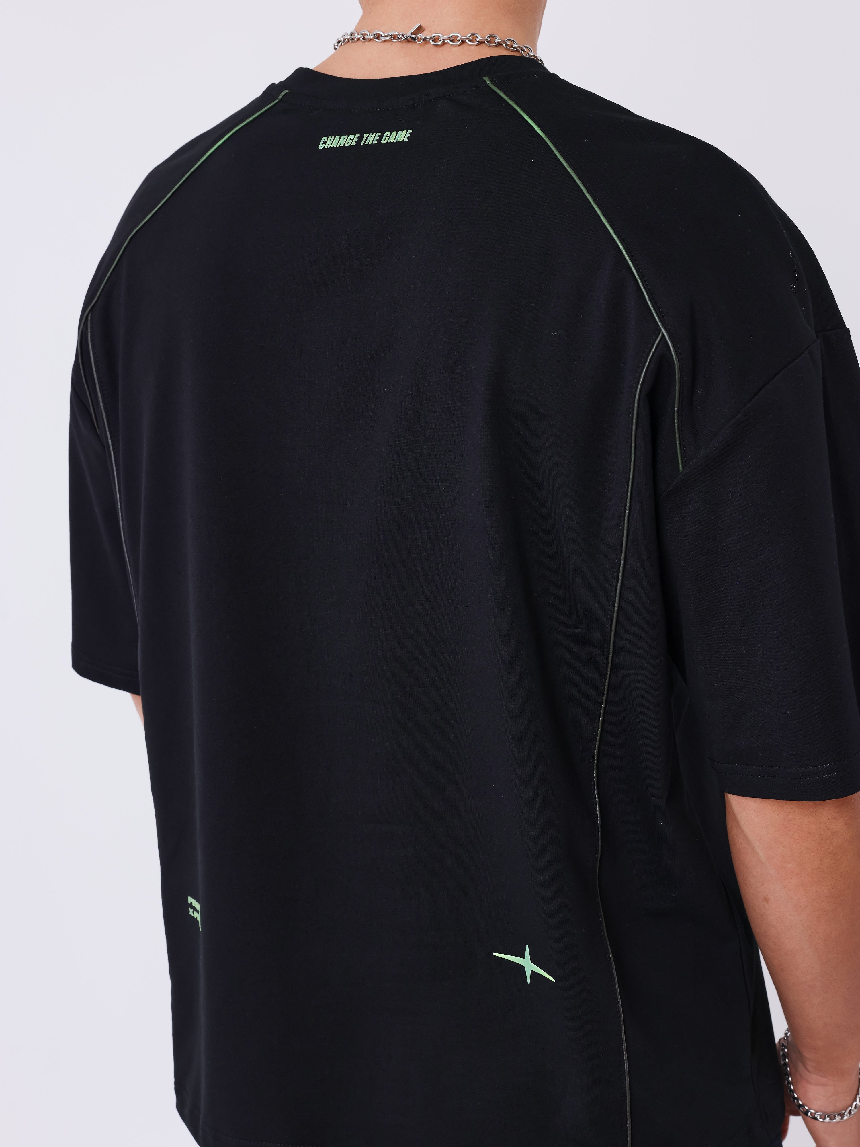 Camiseta con logo termorreactivo-4