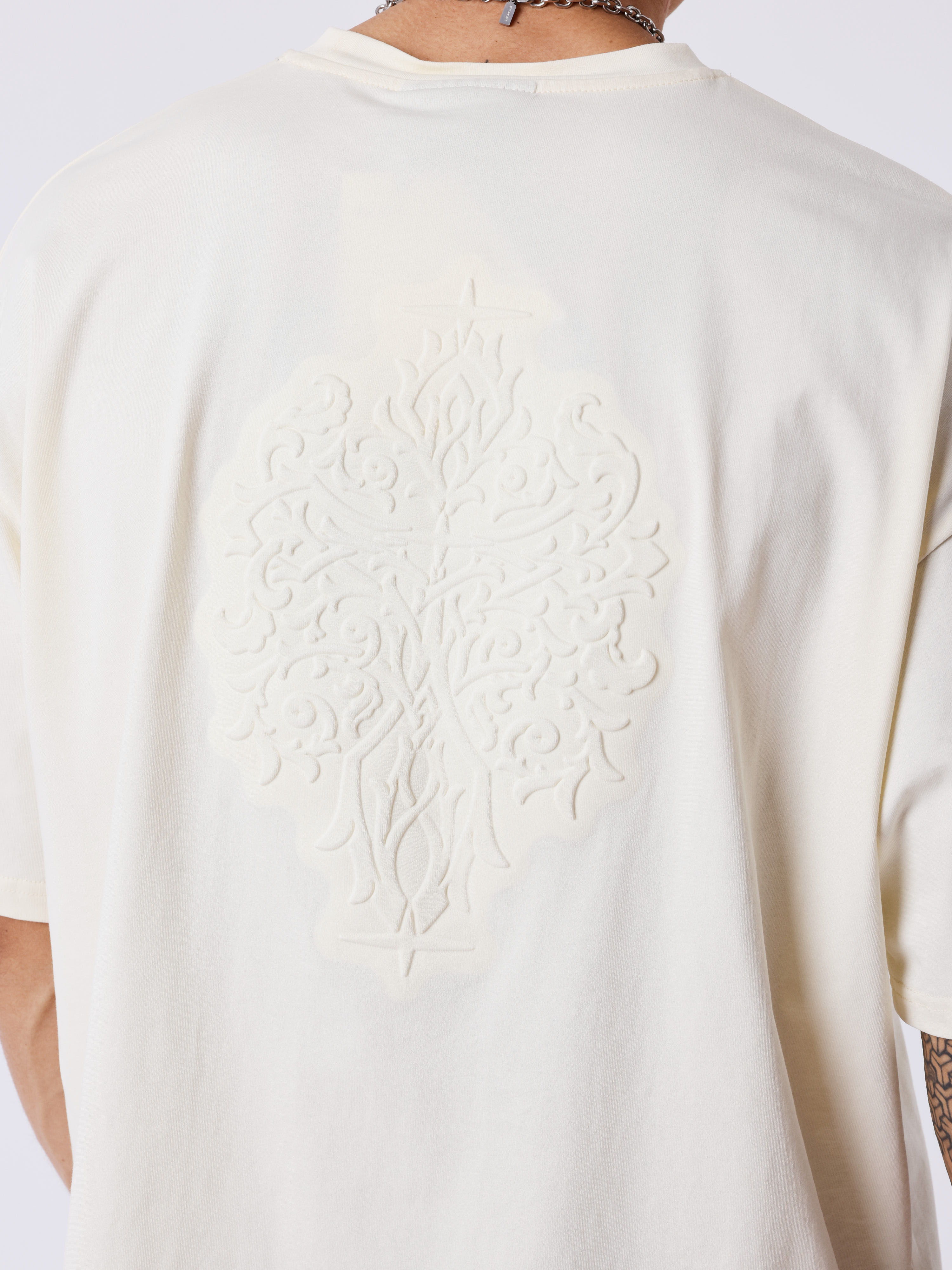 T-shirt à motif embossé-8