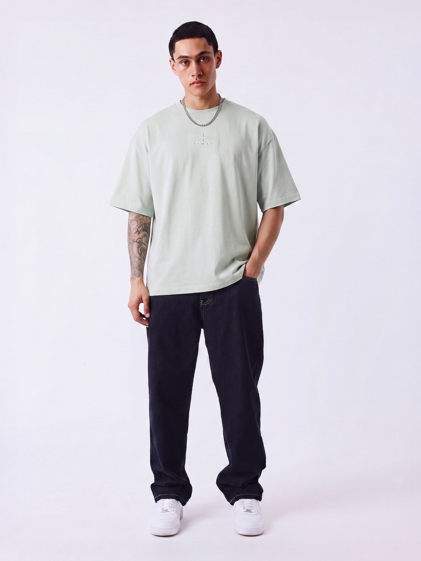 Camiseta com padrão em relevo