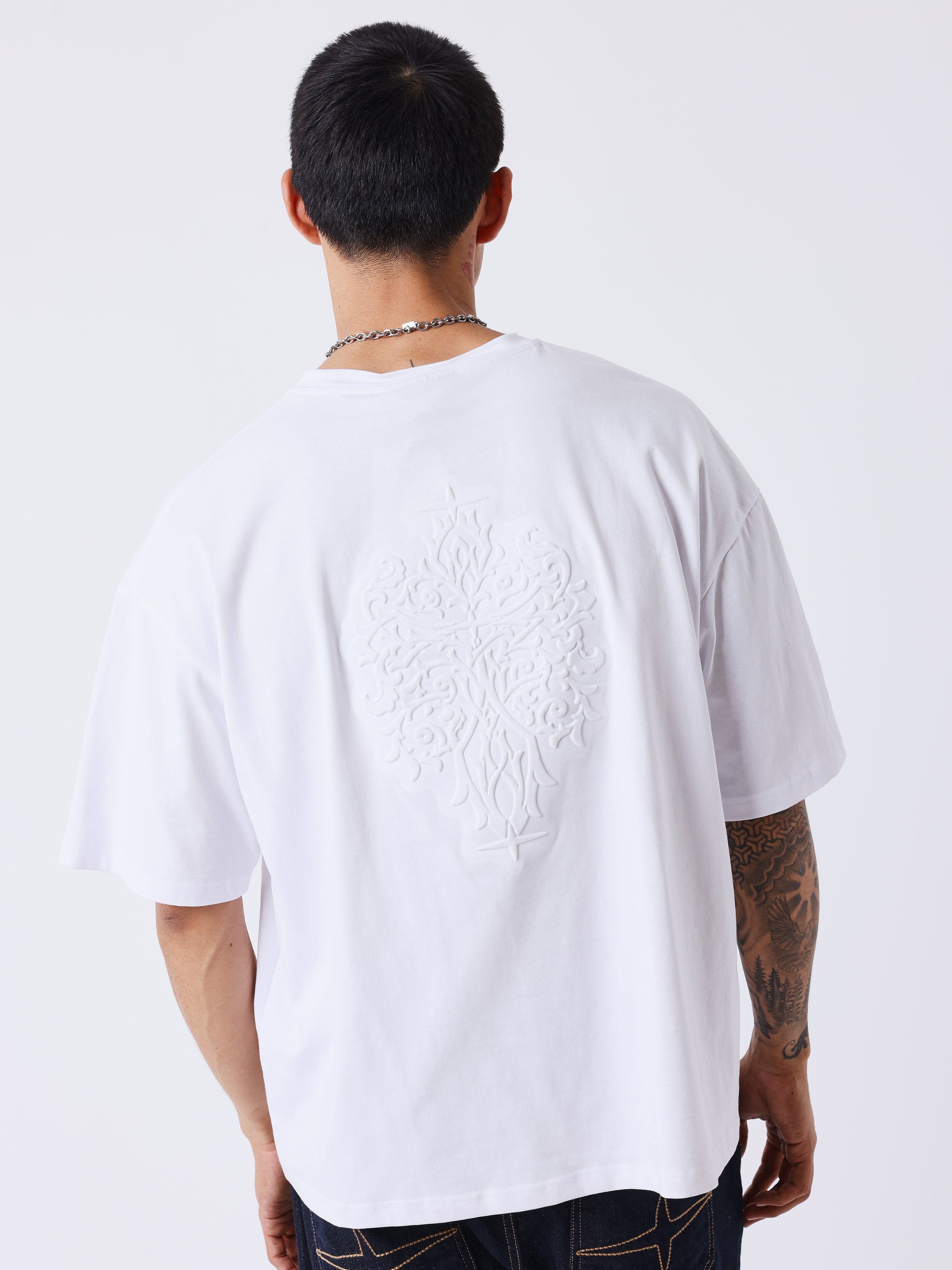 Camiseta con estampado en relieve-2