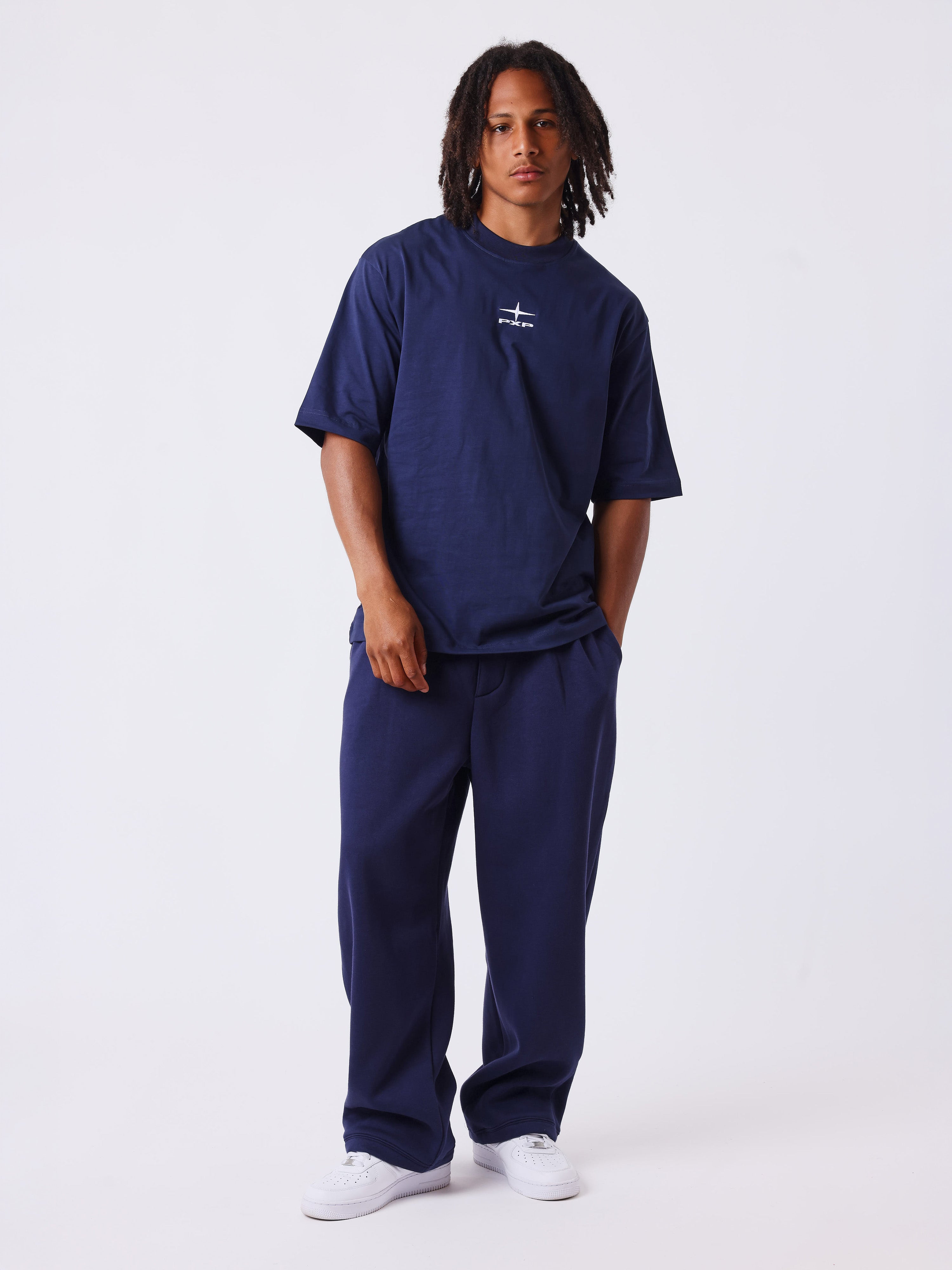 Essential Logo T-Shirt