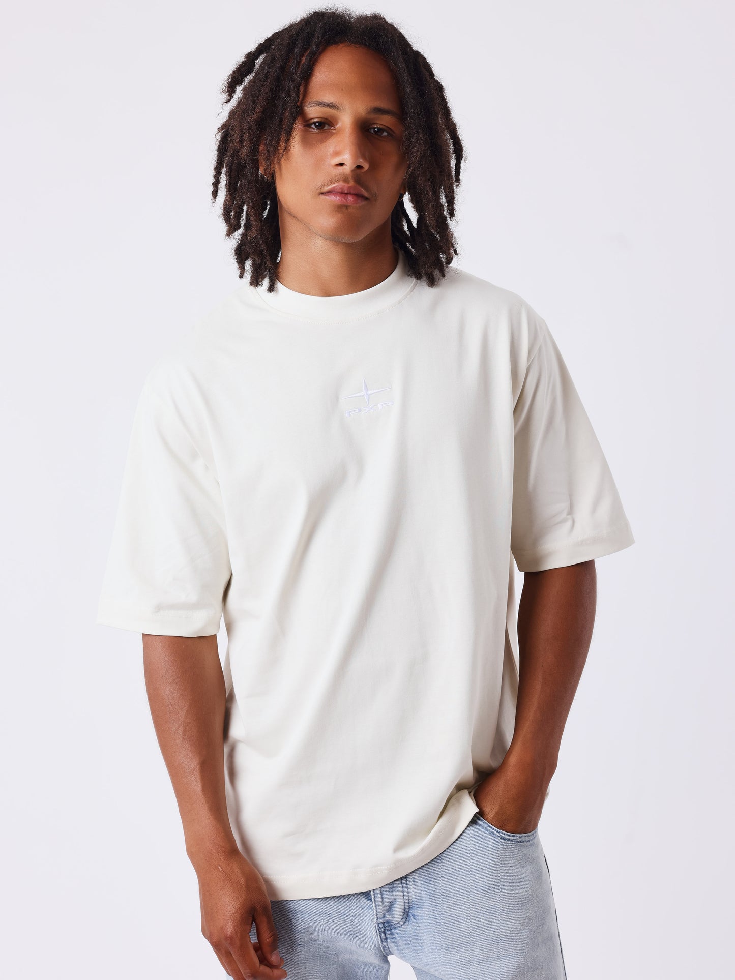 Essential Logo T-Shirt