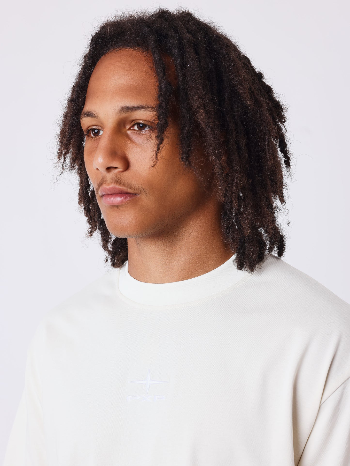Essential Logo T-Shirt