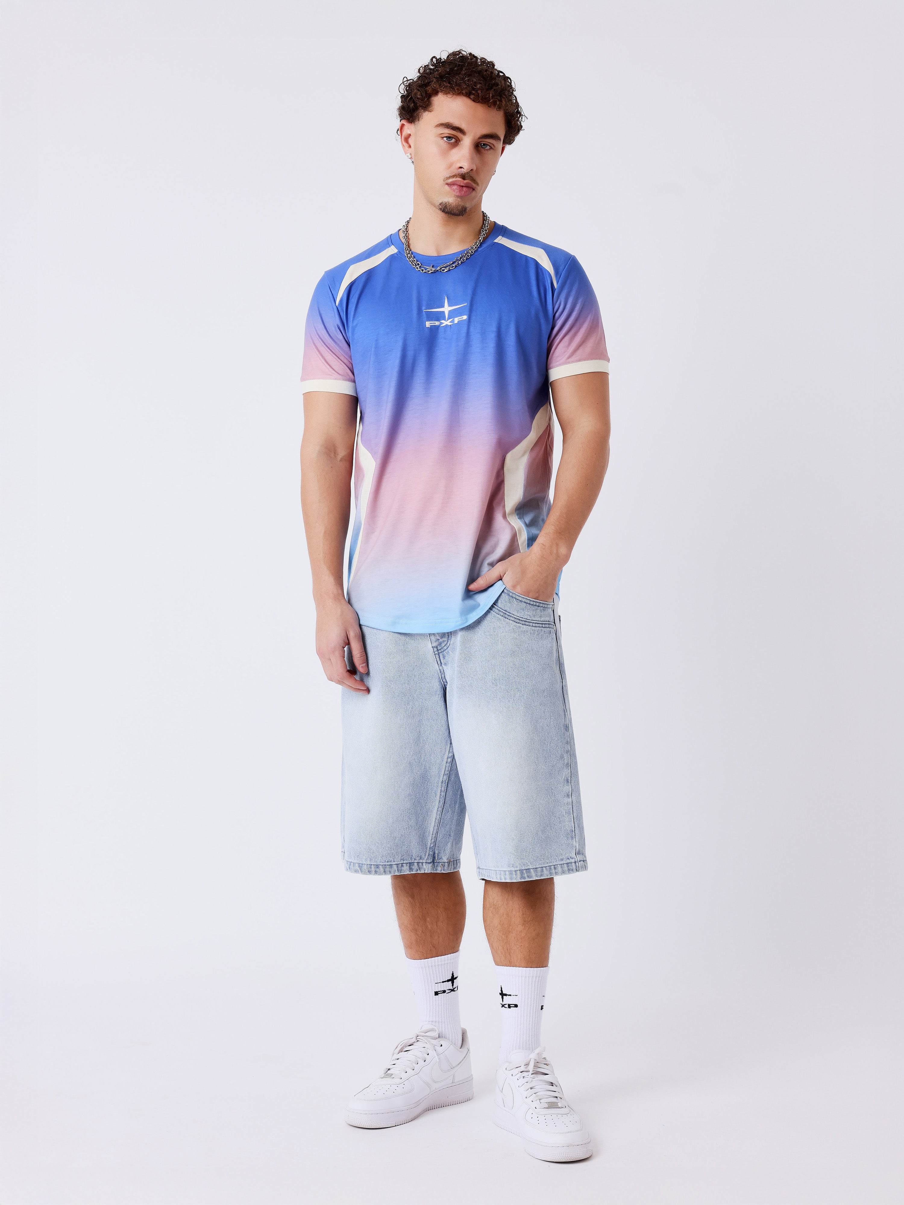 T-shirt z krótkim rękawem w kolorze gradientowym-5