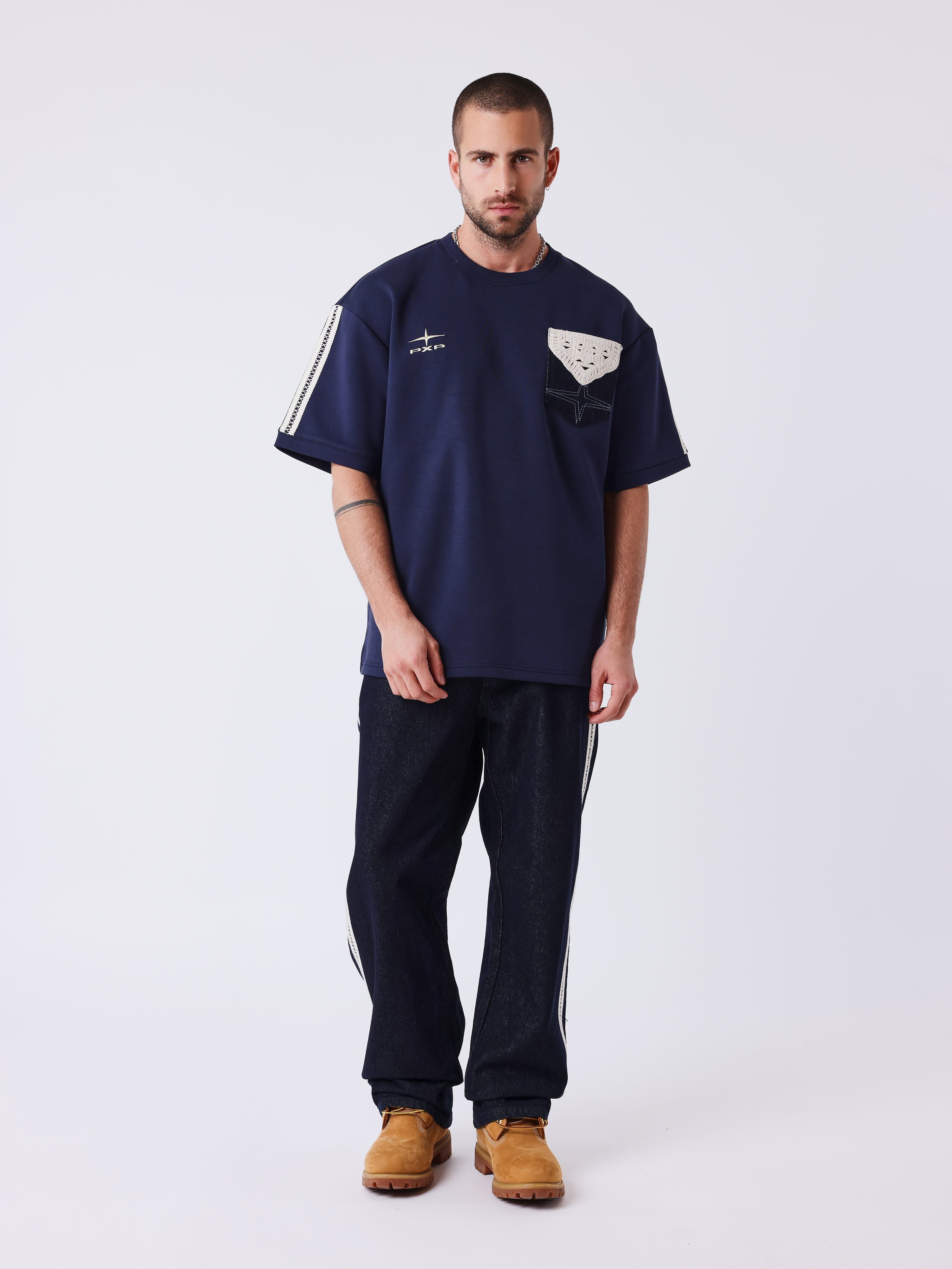 T-shirt i to materialer med hæklede lomme-5