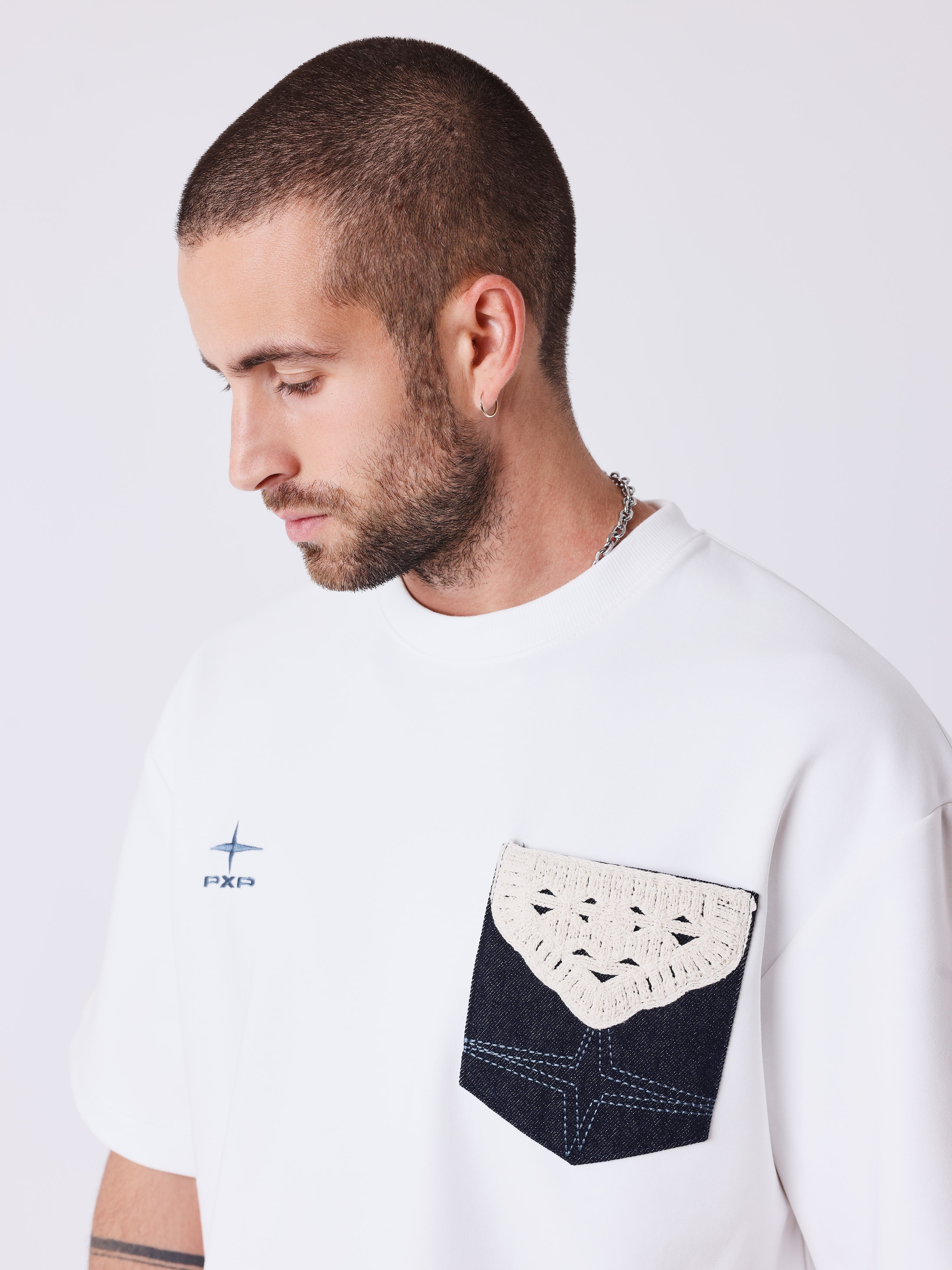 Bi-material T-shirt with crochet pocket-3