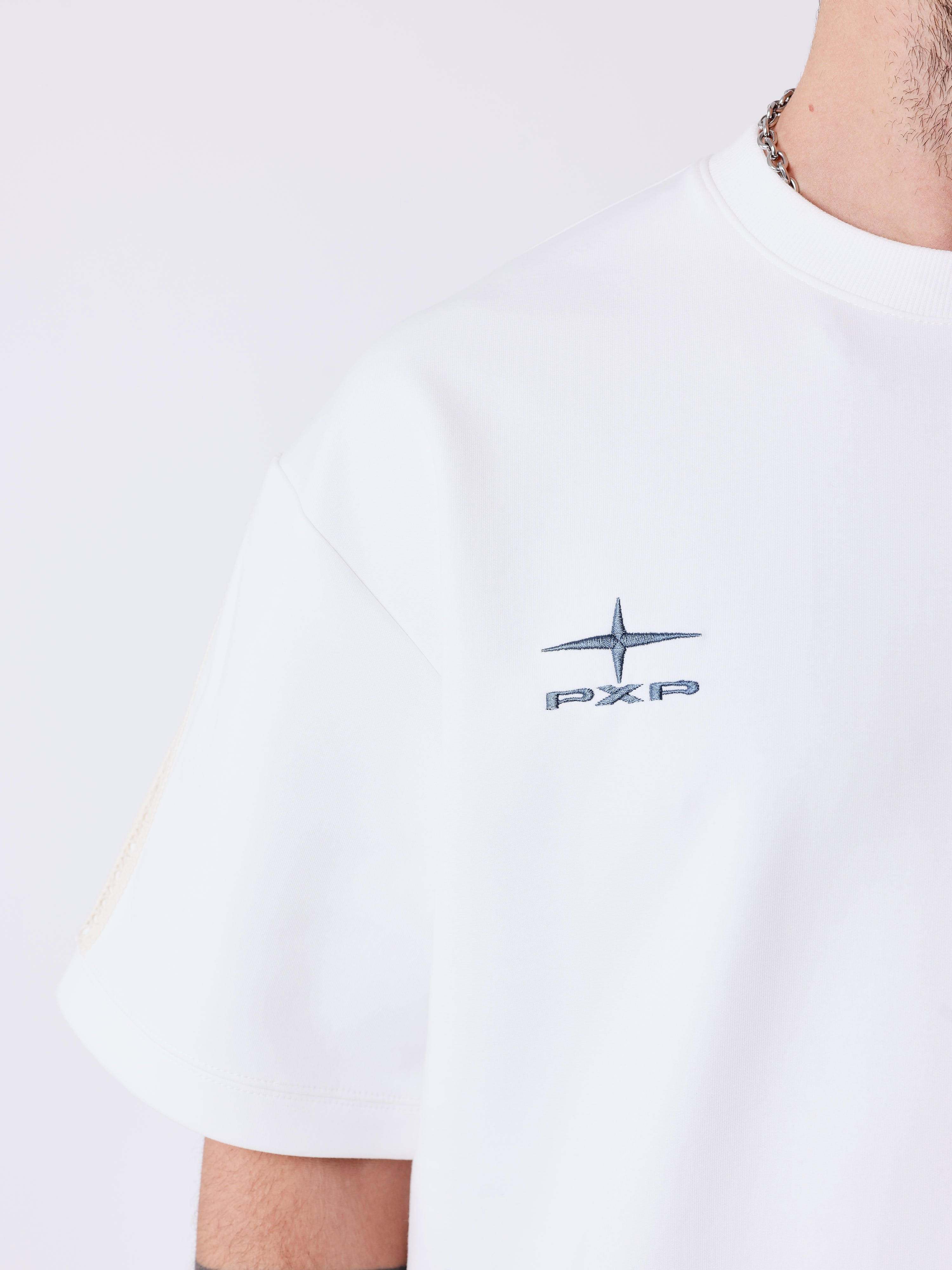 Bi-material T-shirt with crochet pocket-6