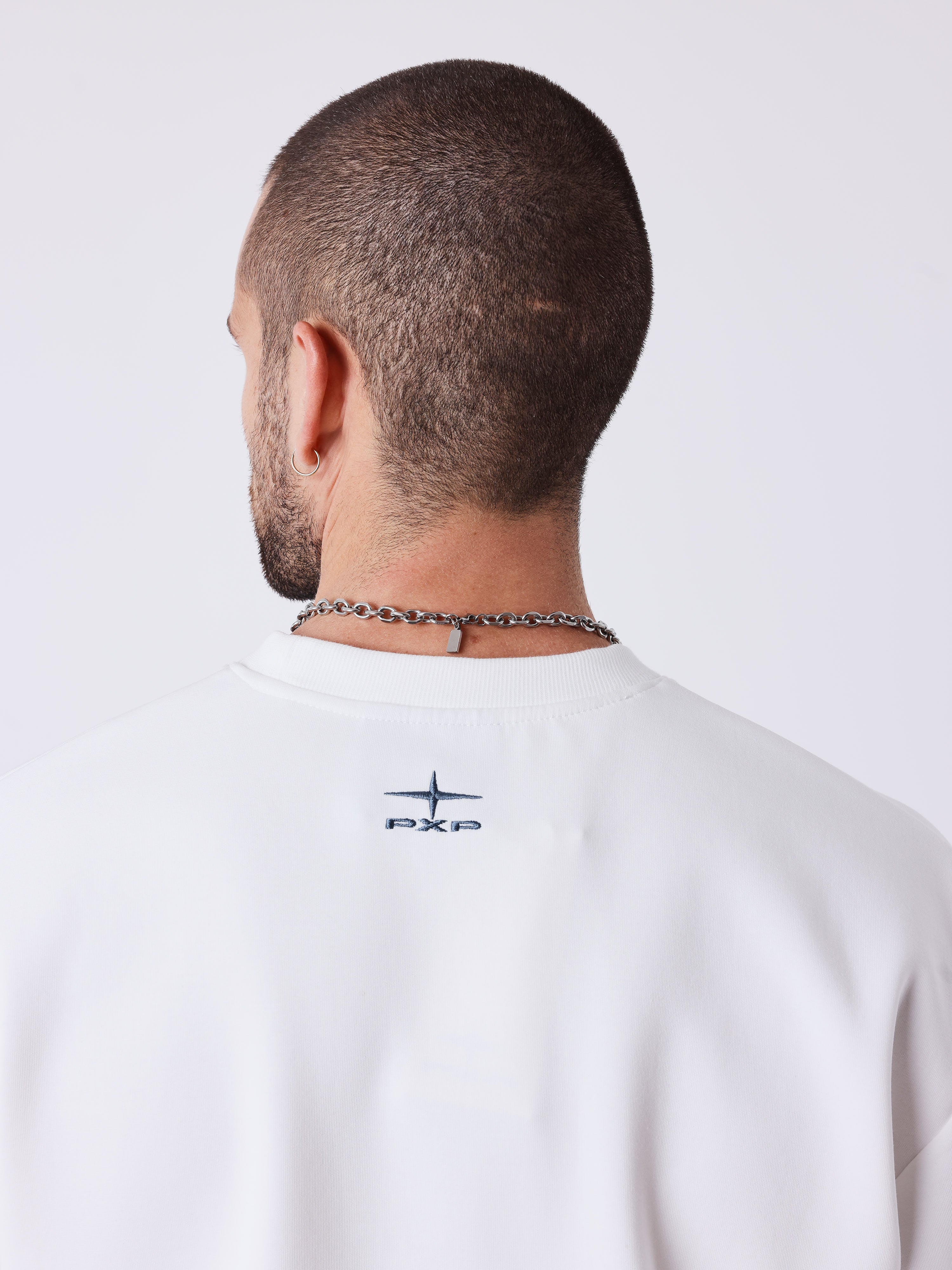 Bi-material T-shirt with crochet pocket-8