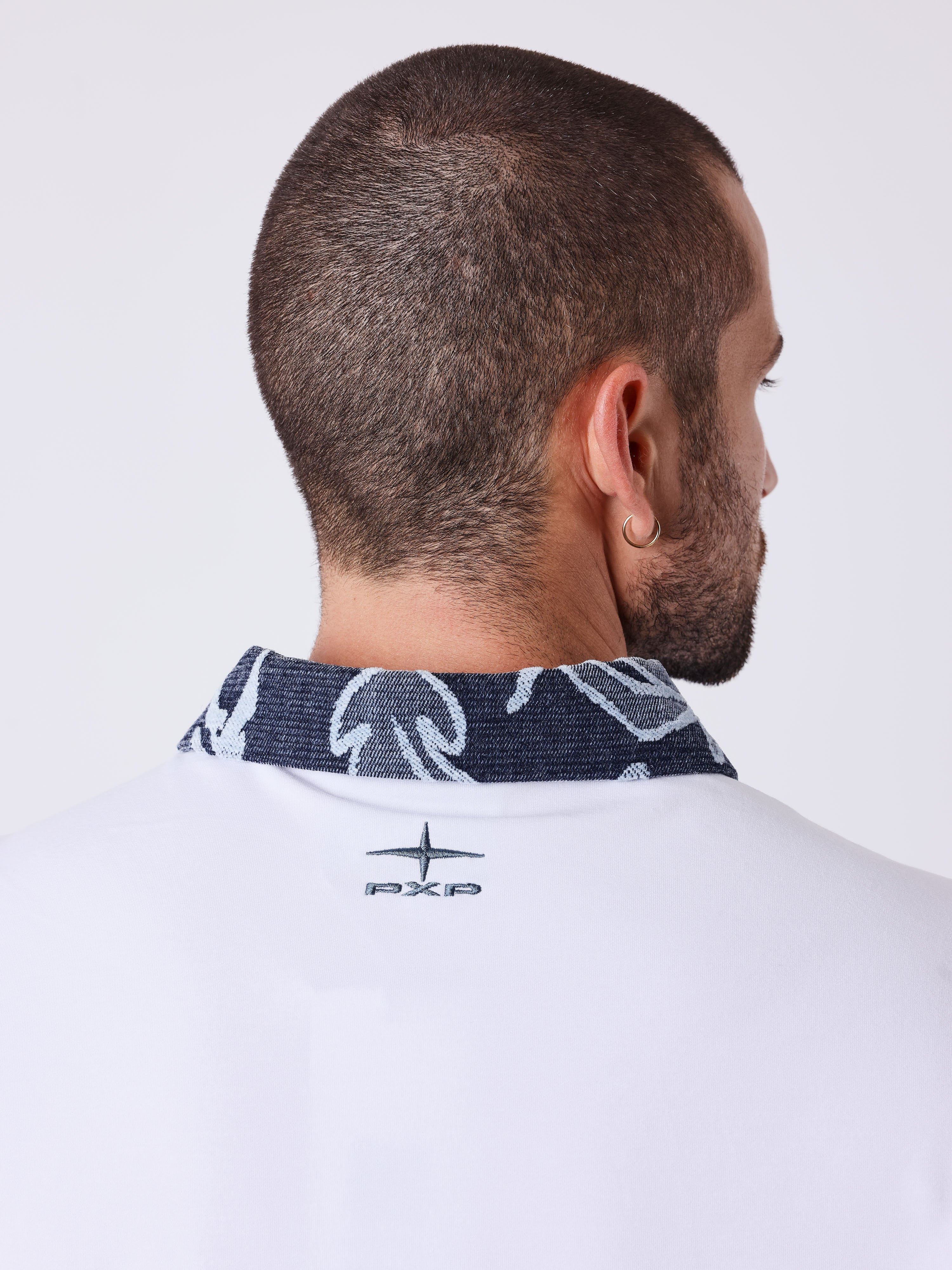 Two-tone polo shirt with floral collar-6