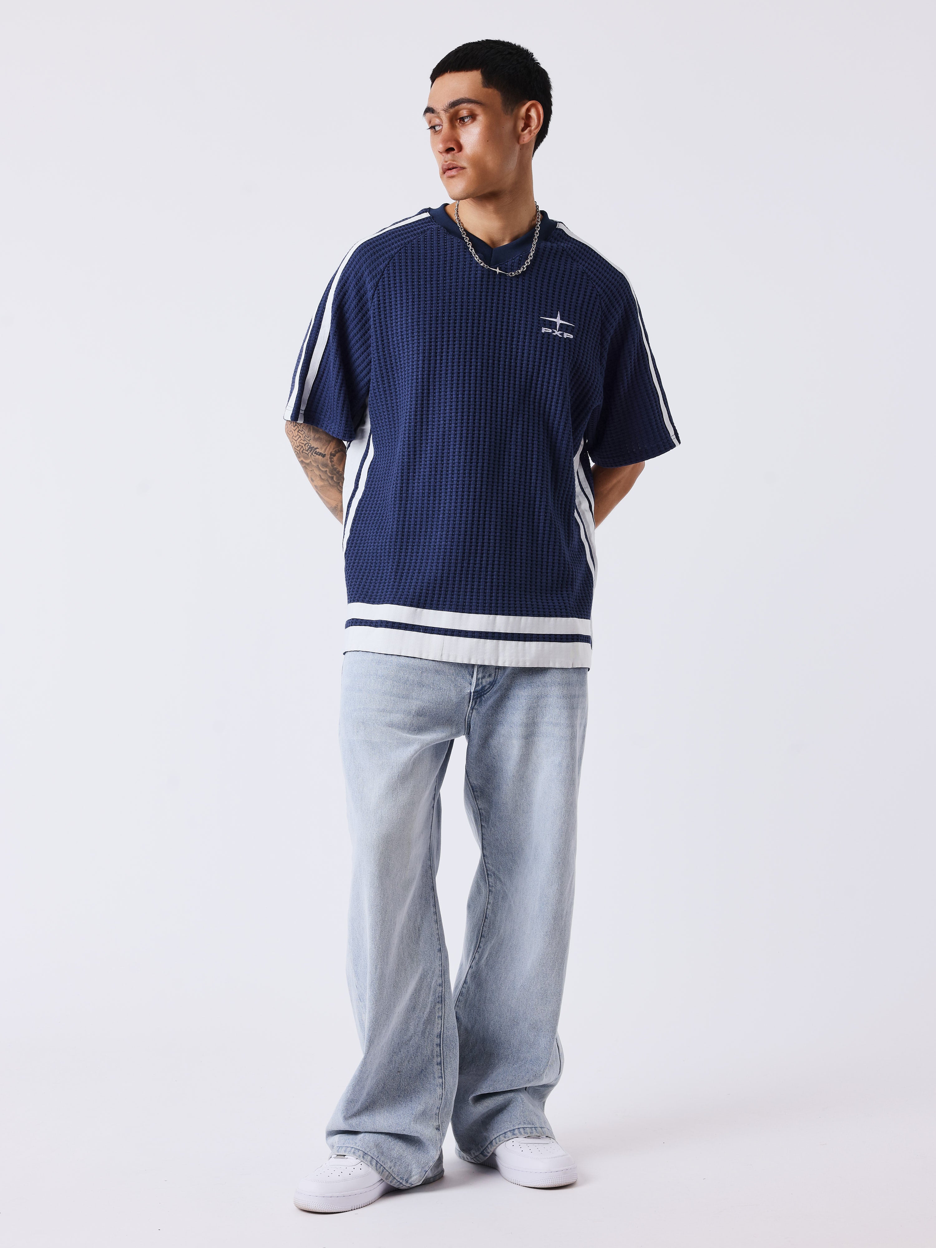 T-shirt en maille à col V-5