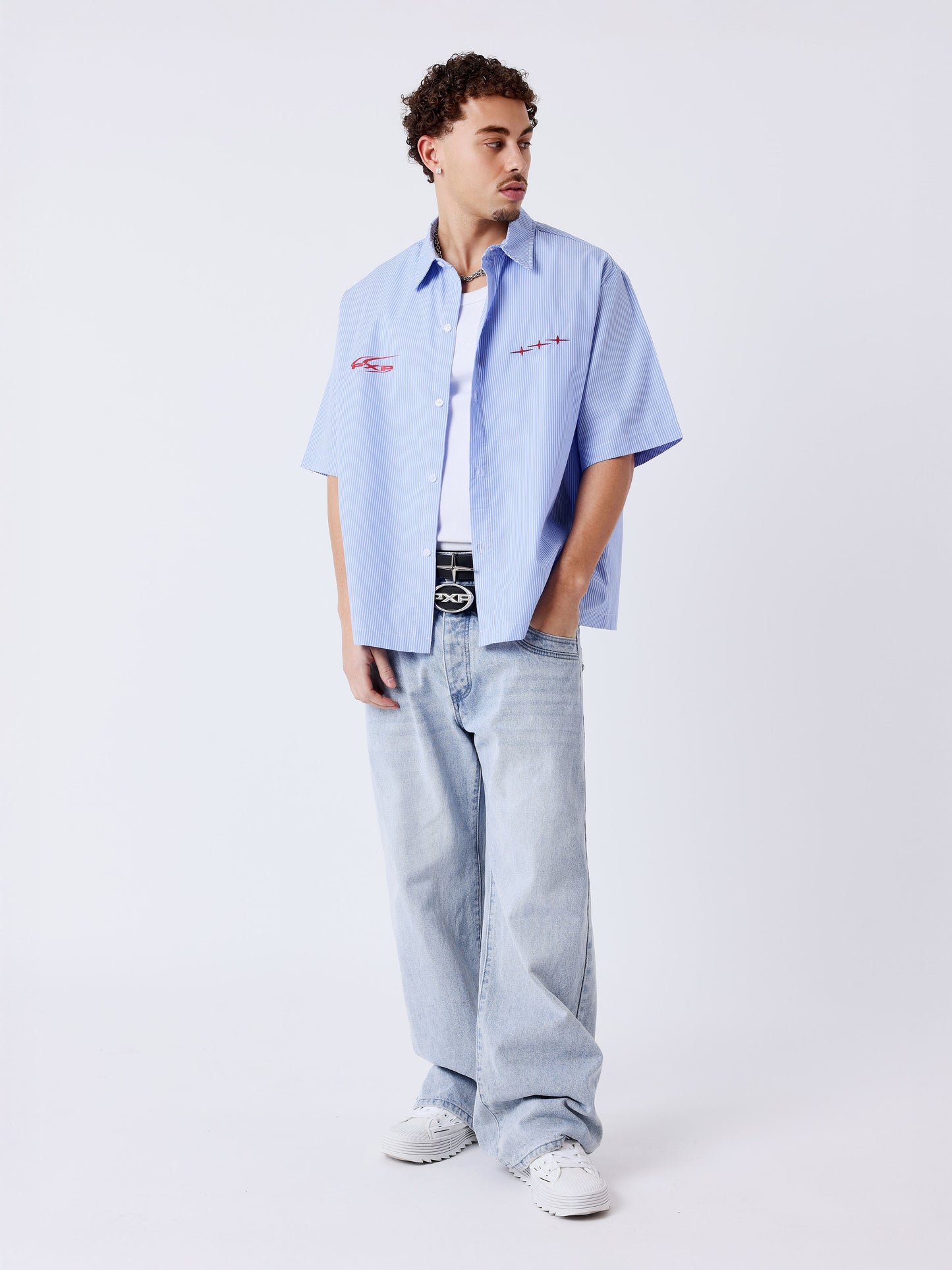 Camicia a righe a maniche corte