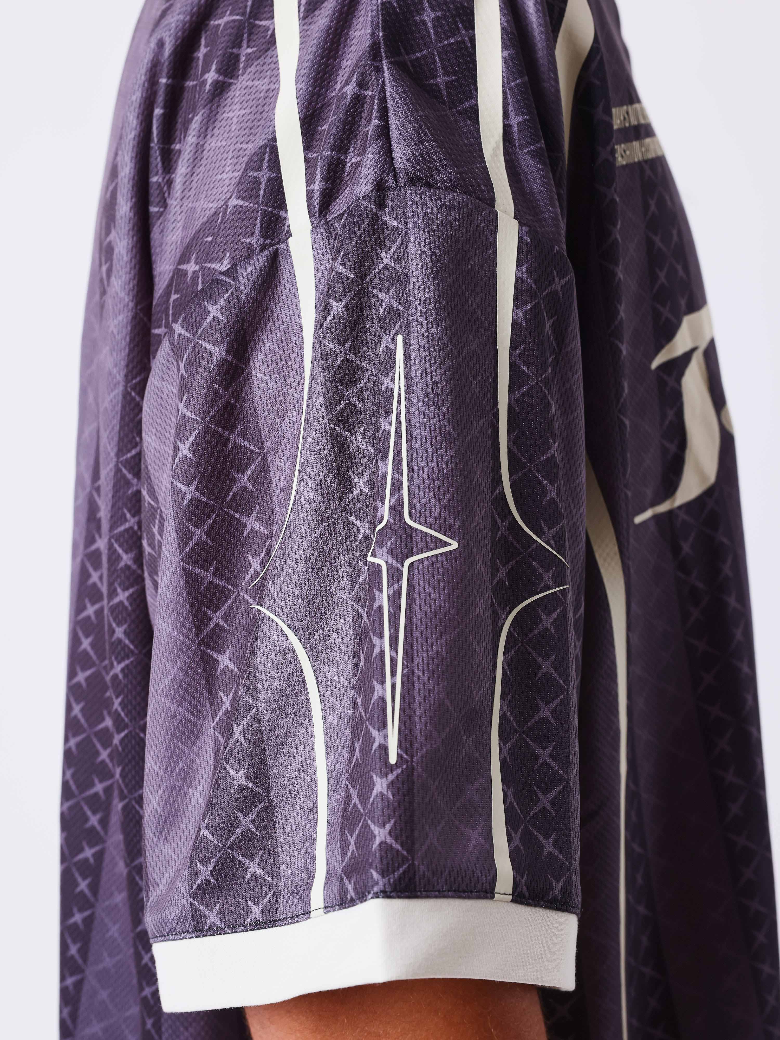 Revolt Trikot mit gestreiftem Muster und aufgedruckten Logos-8