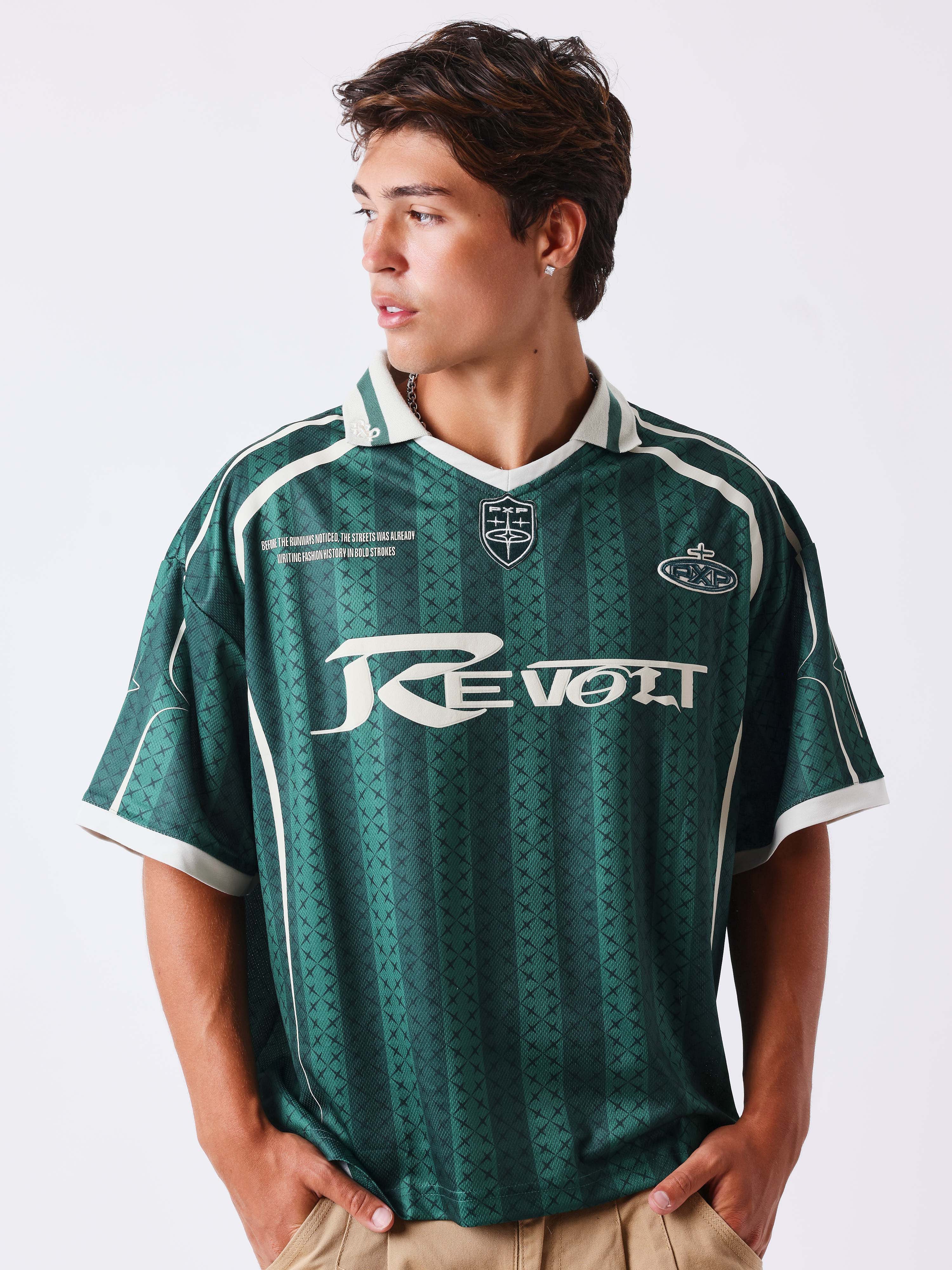 Revolt Trikot mit gestreiftem Muster und aufgedruckten Logos-1