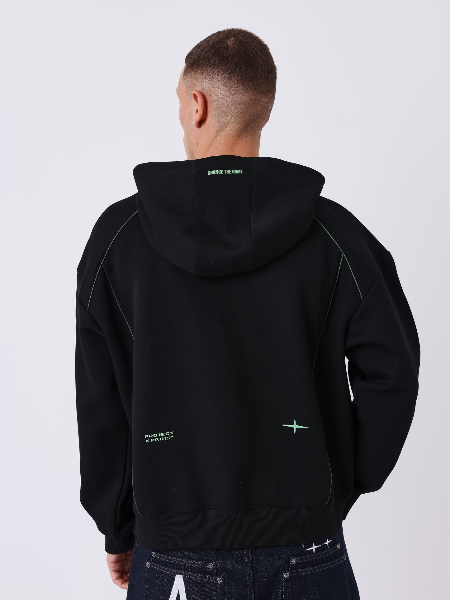 Sweatshirt com capuz com logo termorreativo