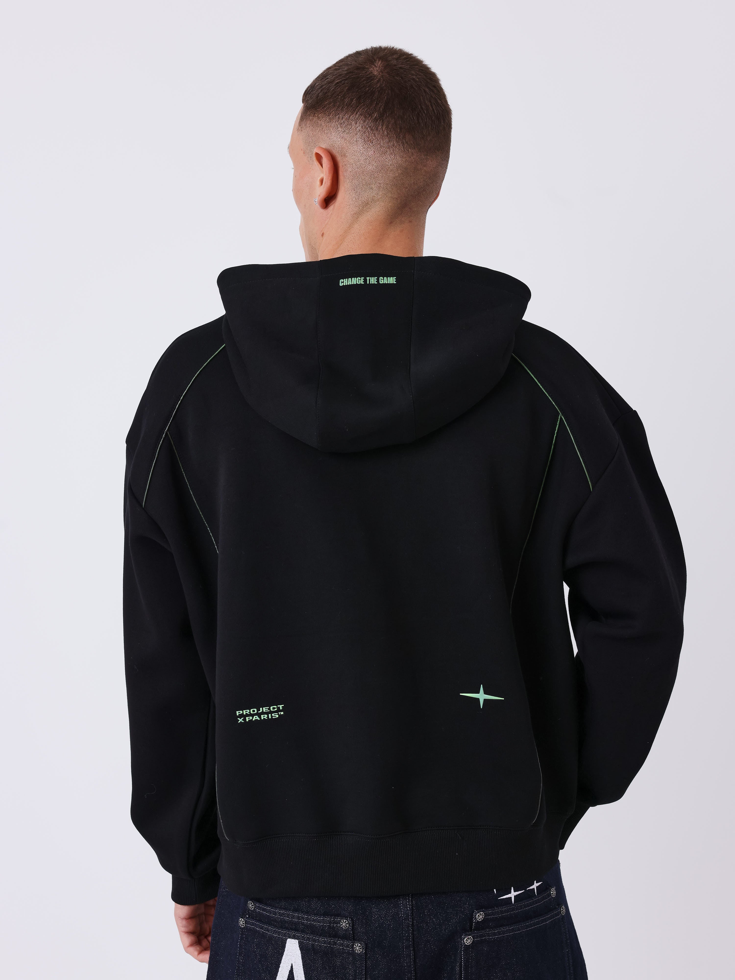 Sweatshirt com capuz com logo termorreativo-2