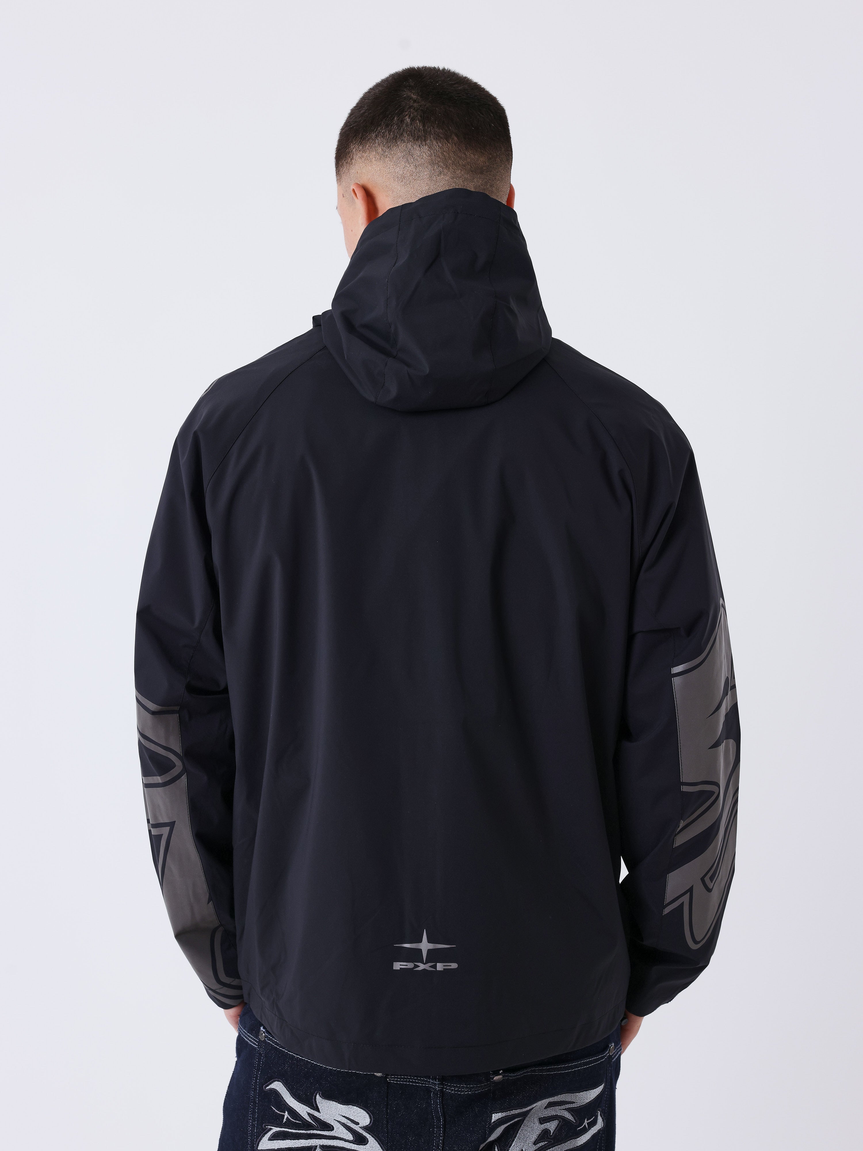 Windjacke mit Tag-Print-2
