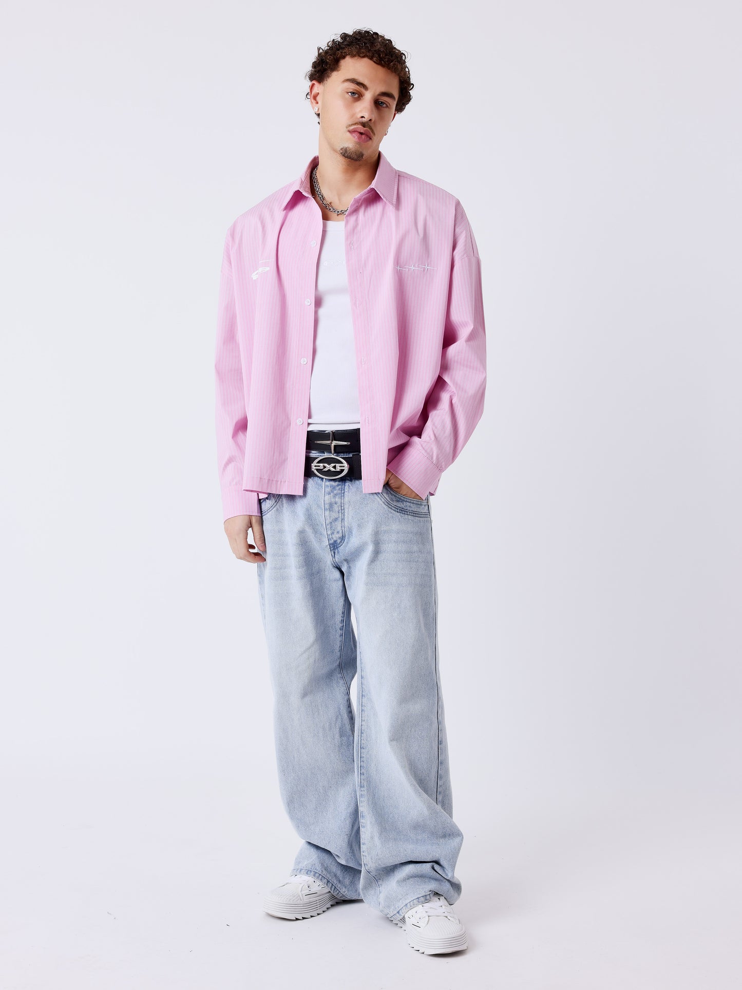 Camicia a righe a maniche lunghe