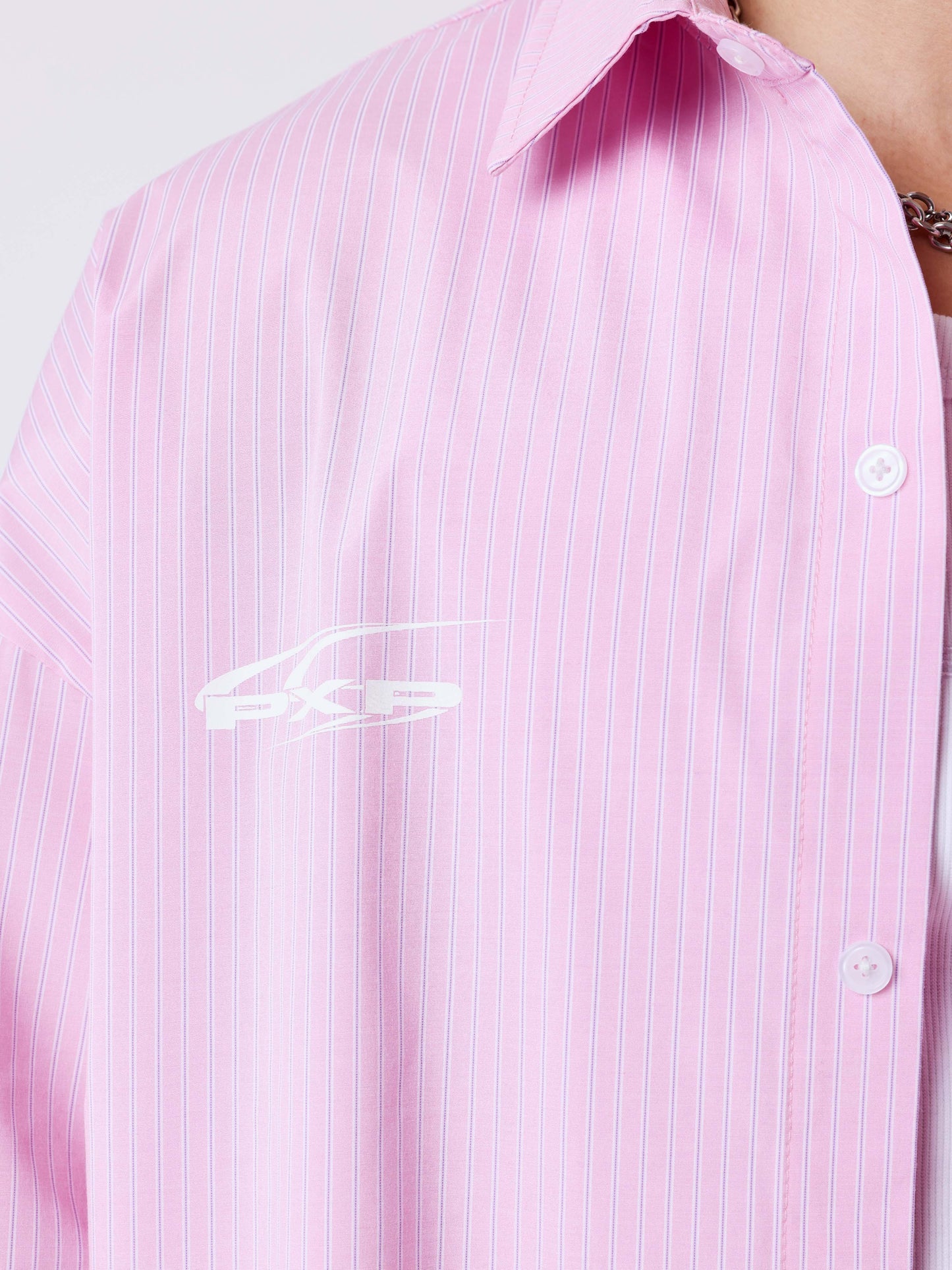 Camicia a righe a maniche lunghe