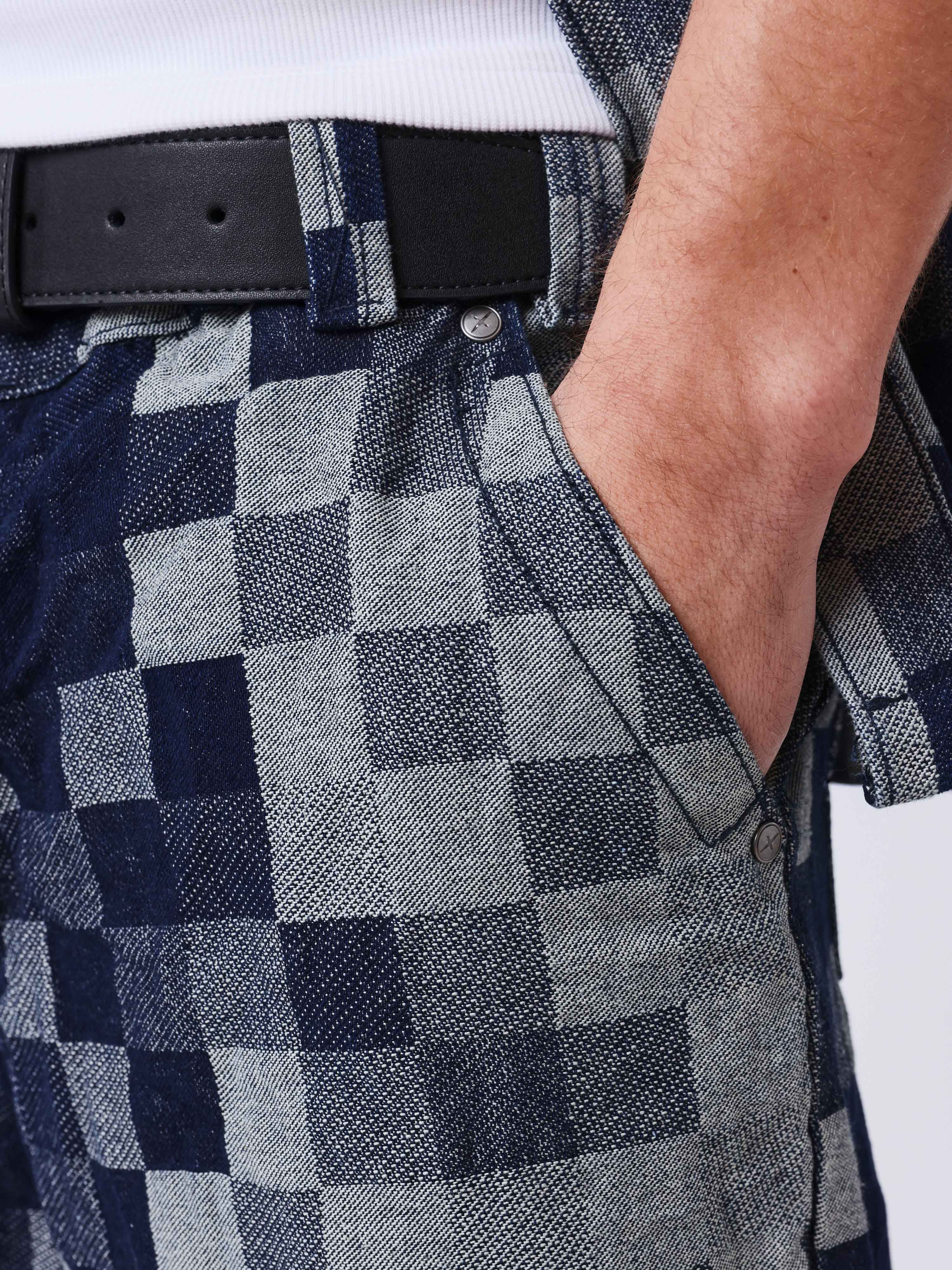 Short pixel-4