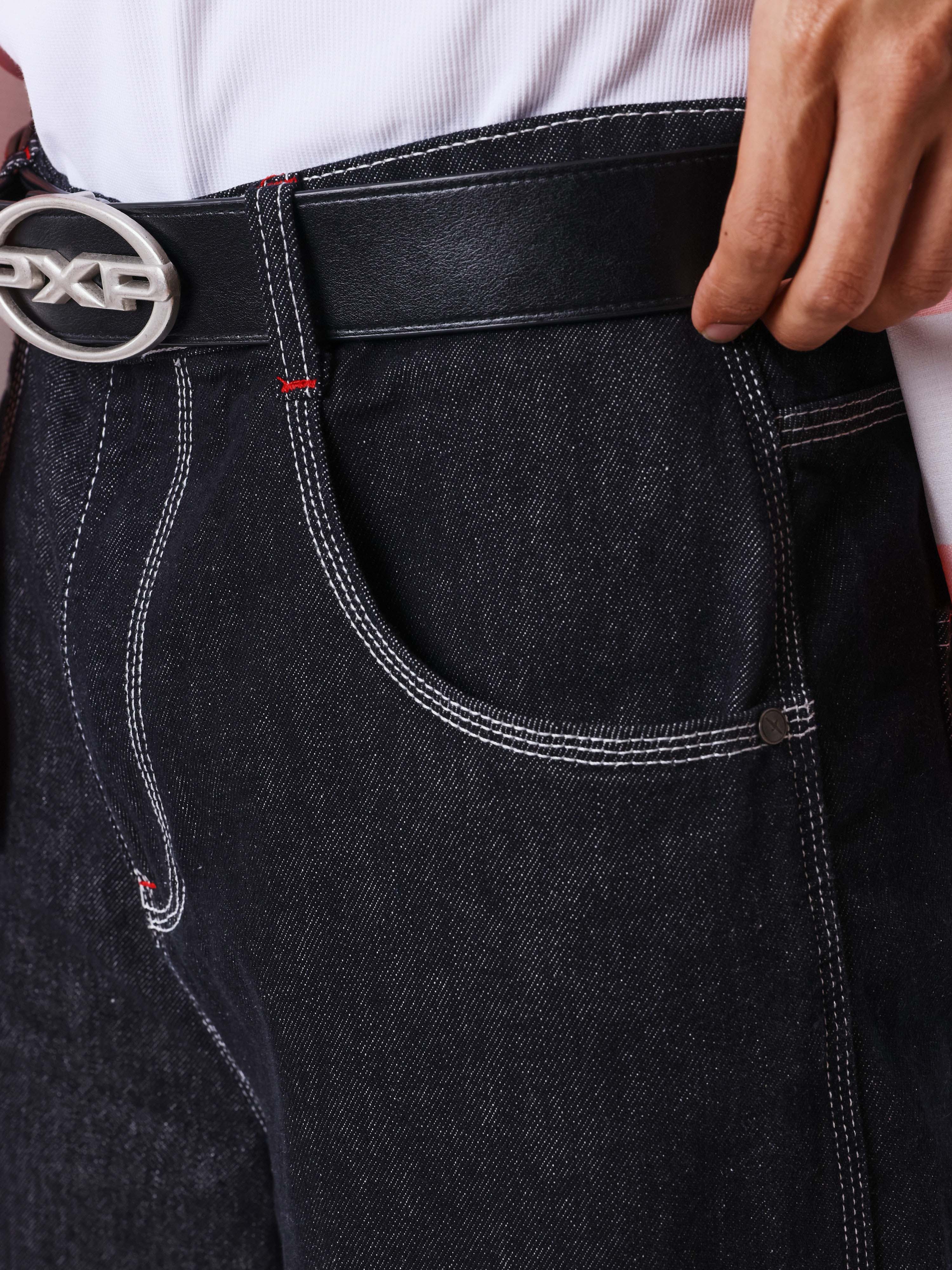 Bermuda in denim con tasche utility-4