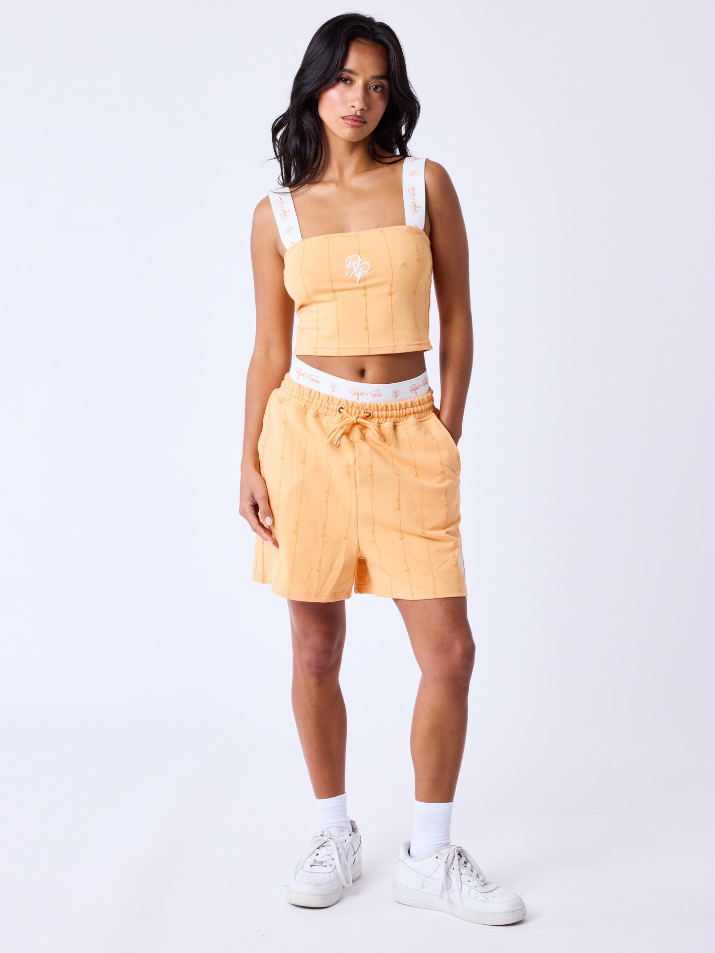 Crop top com alças