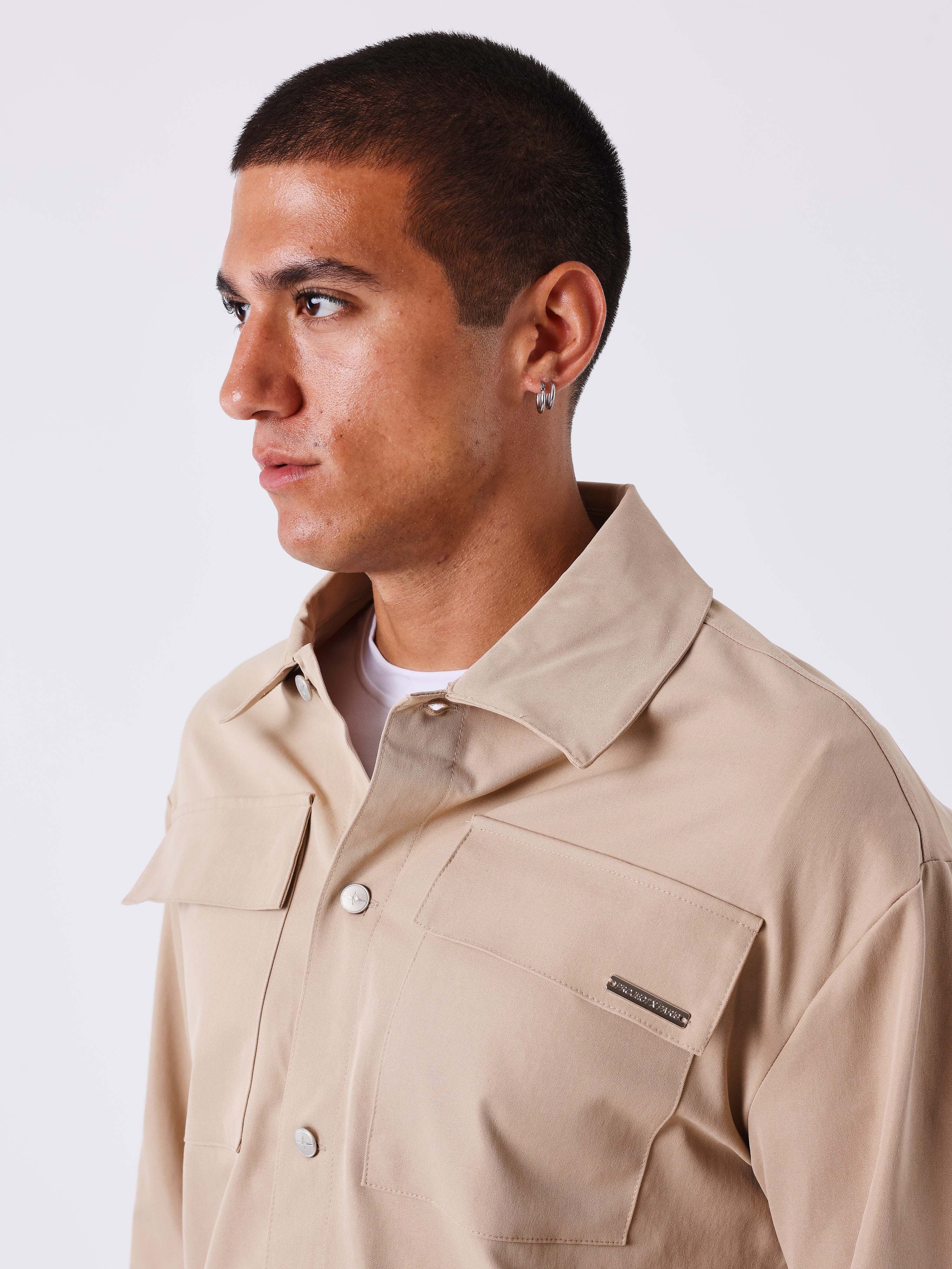 Camisa sobrecamisa elegante-3