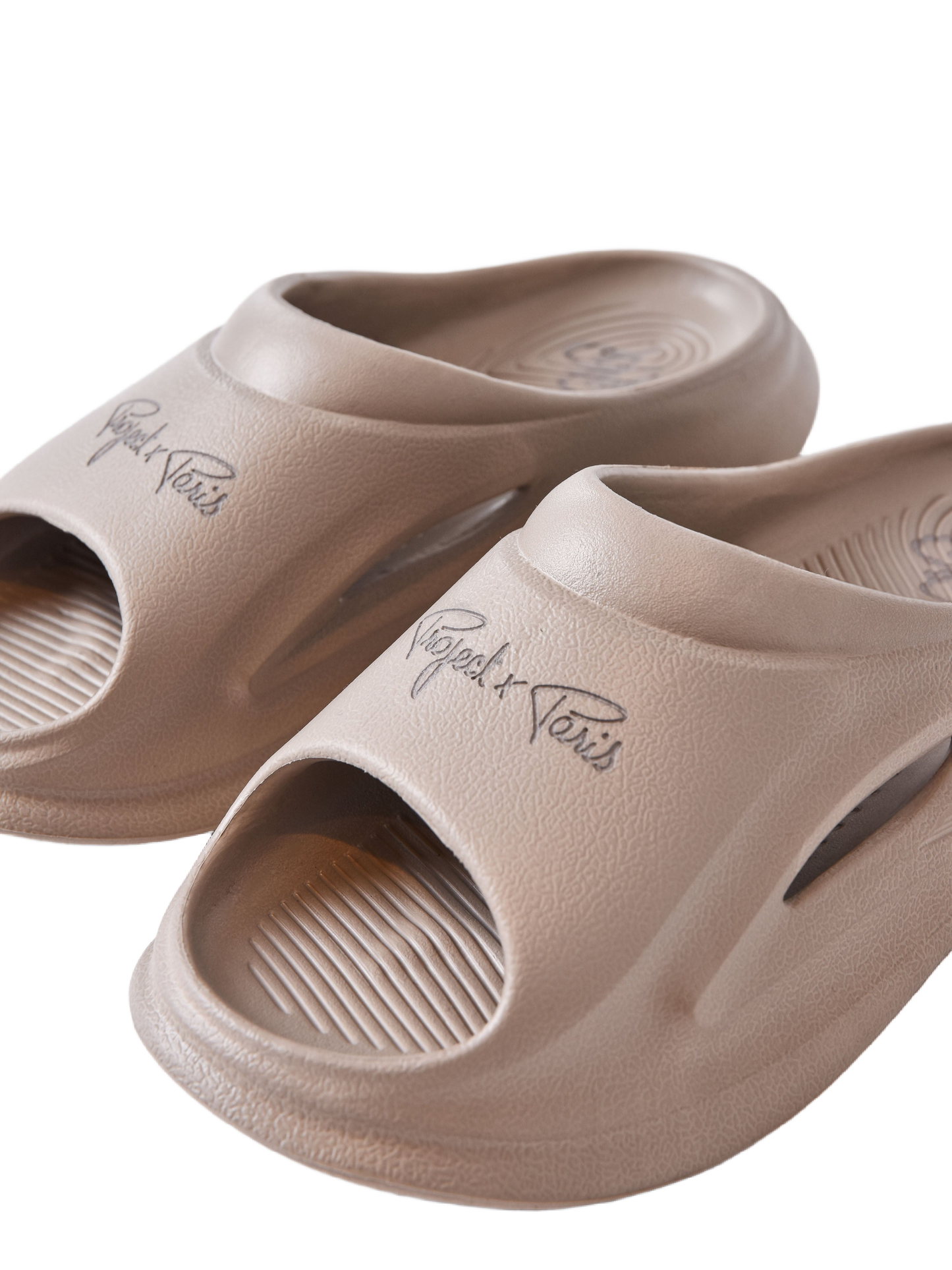 claquette-project-x-paris-taupe-packshot-backgroundremoved