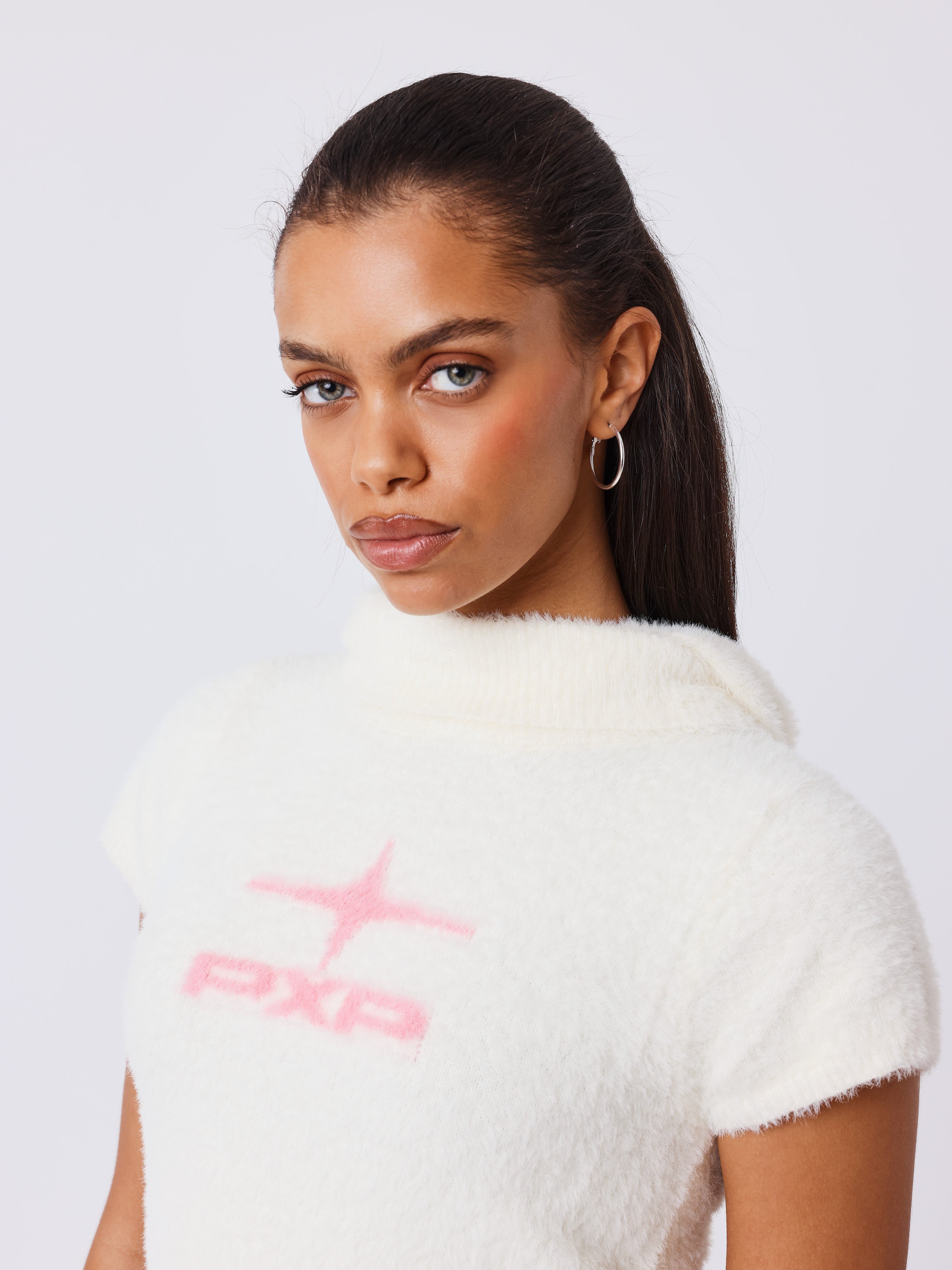 Fluffy hooded tank top – PXP