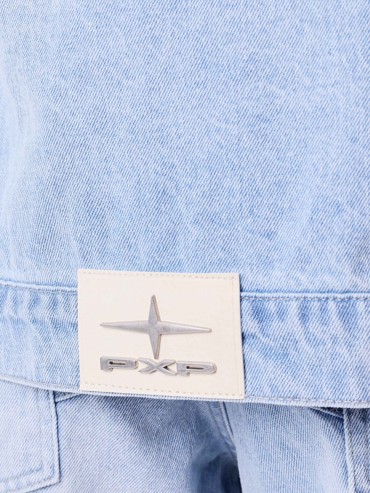 Giacca oversize in denim blu slavato con impunture Polaris