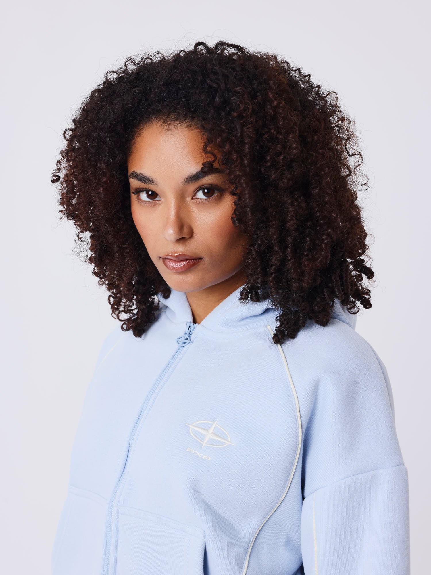Sweat zippé à capuche Soft