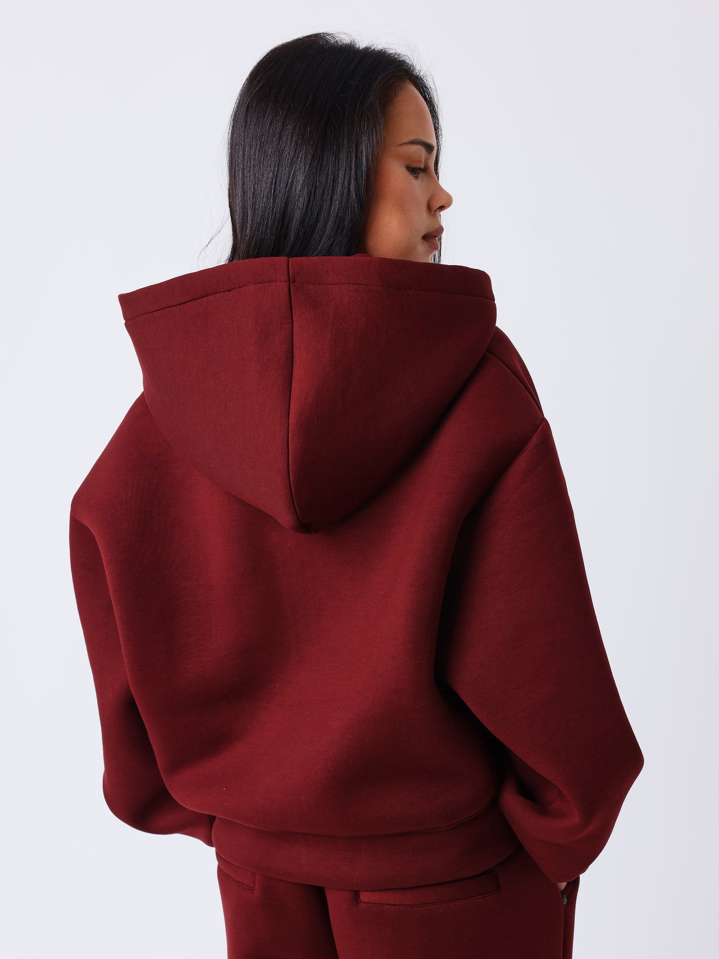 Sweat com capuz e zíper em neoprene